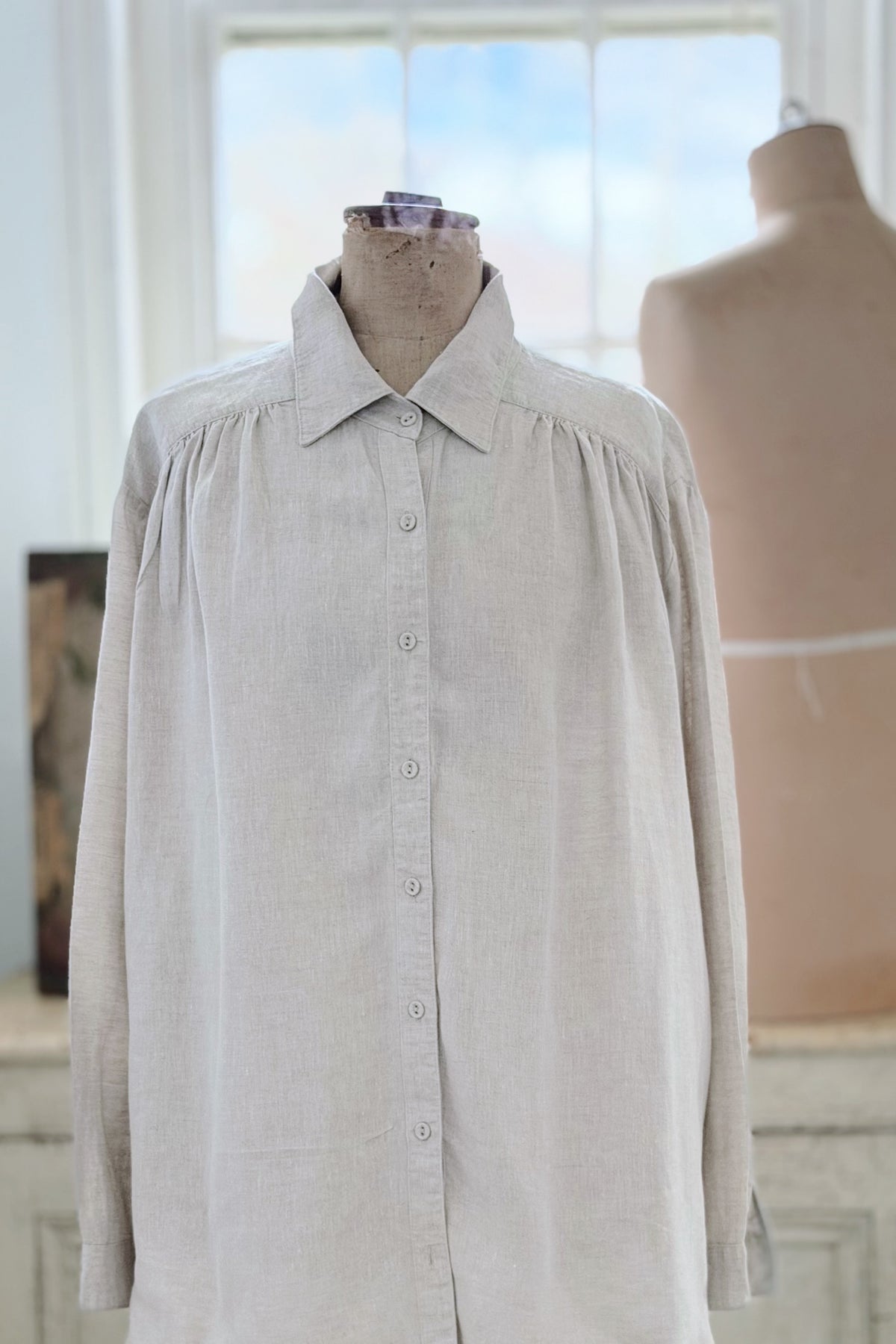 GW | Rebecca Shirt | Neutral | M