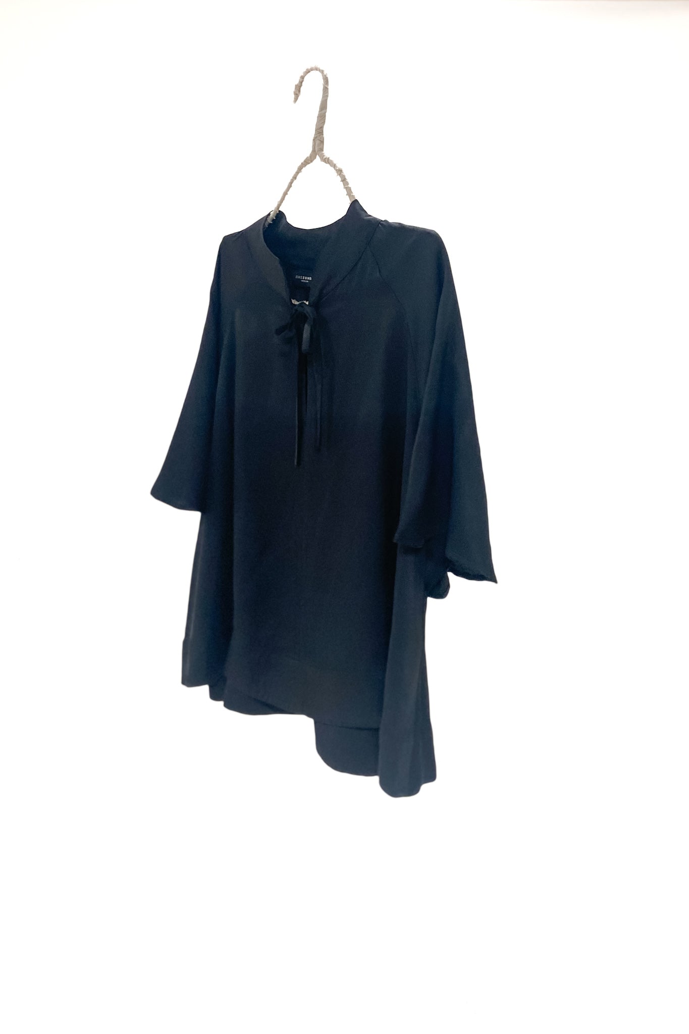 GW | Gaynor Top | Caviar | M