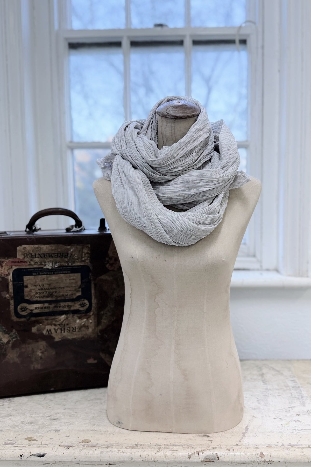 GW | Kirby Scarf | Chalk |