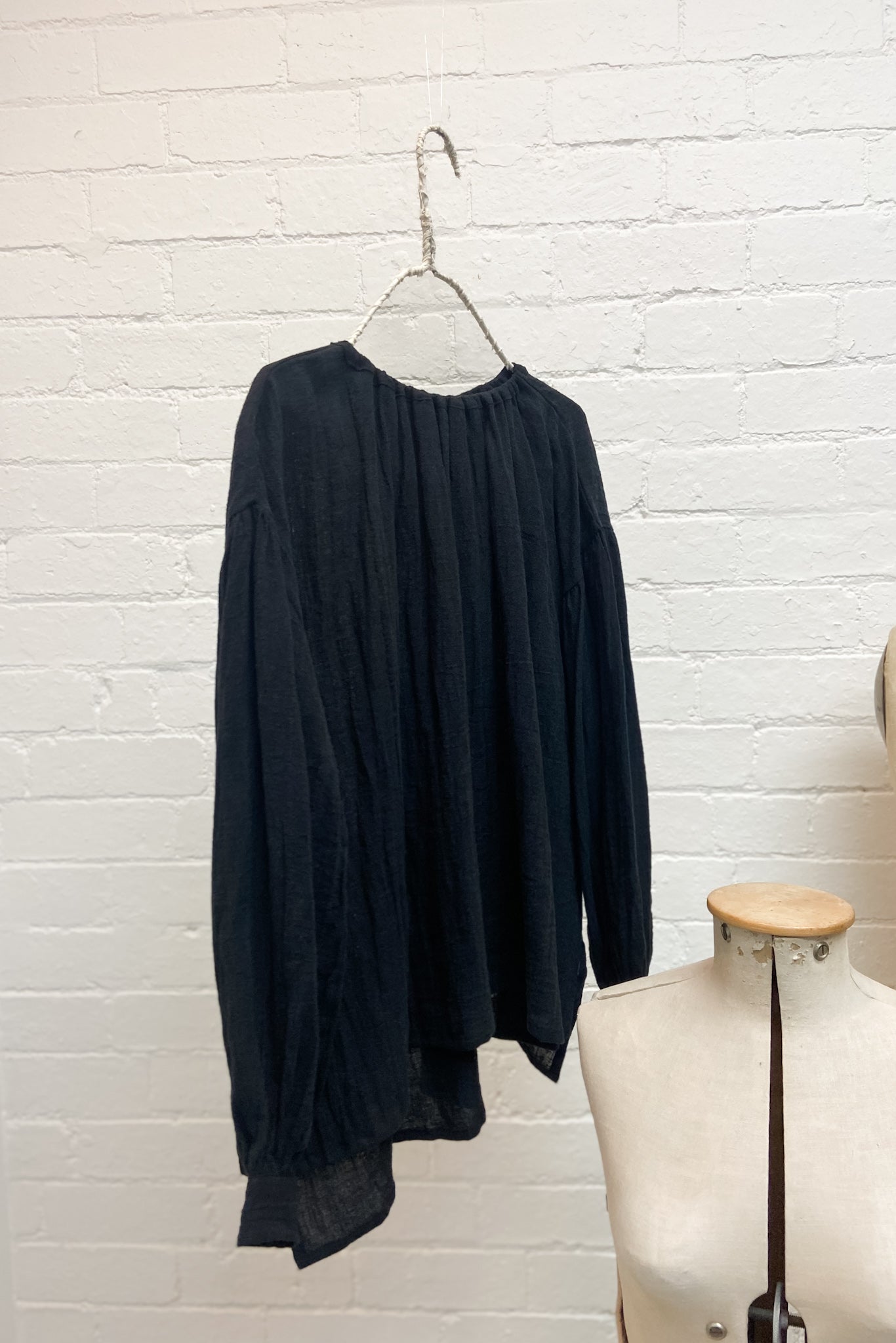 PS | Ari Top | Black Crush