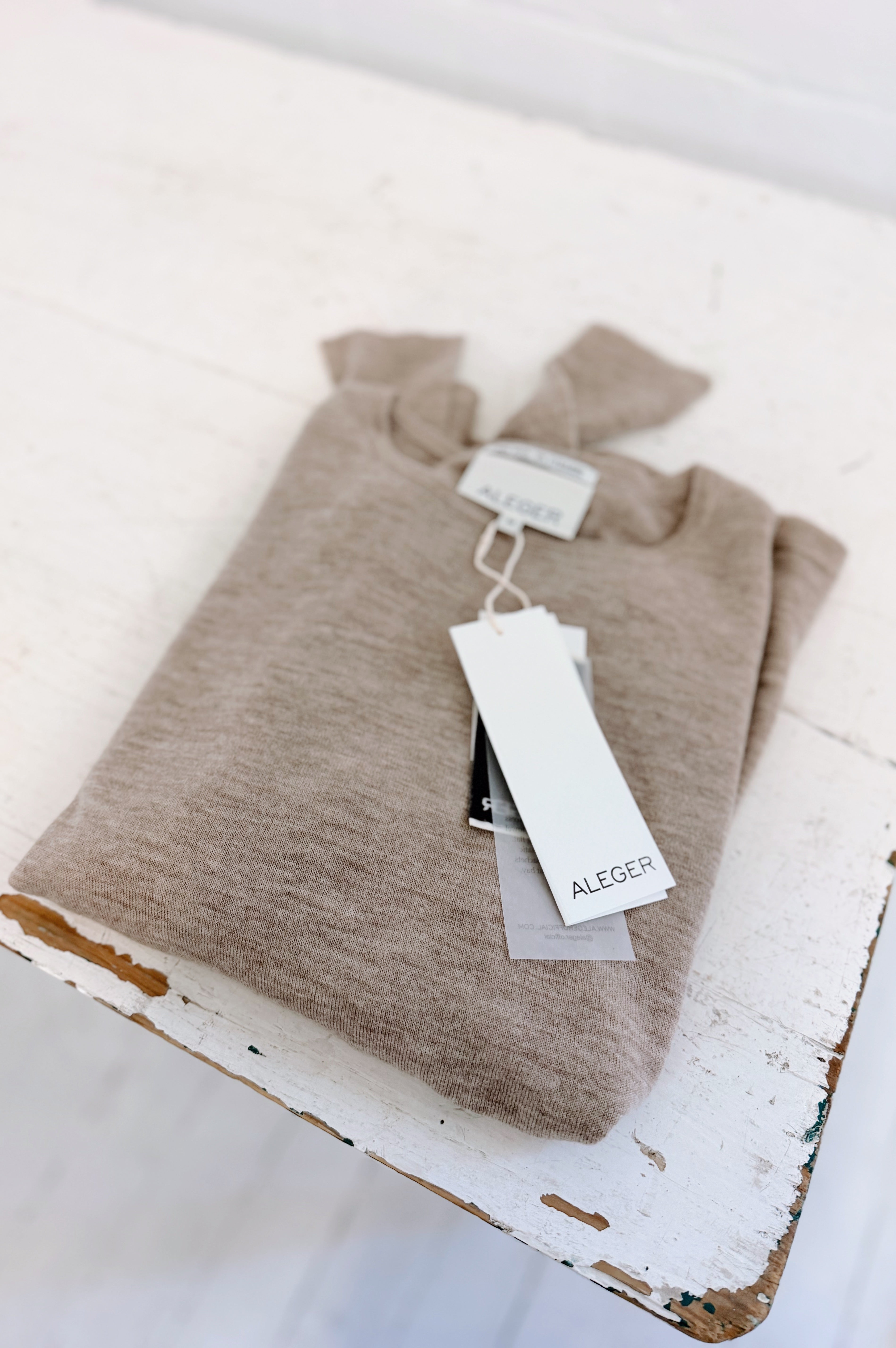 Aleger | Always Bell Sleeve | Beige