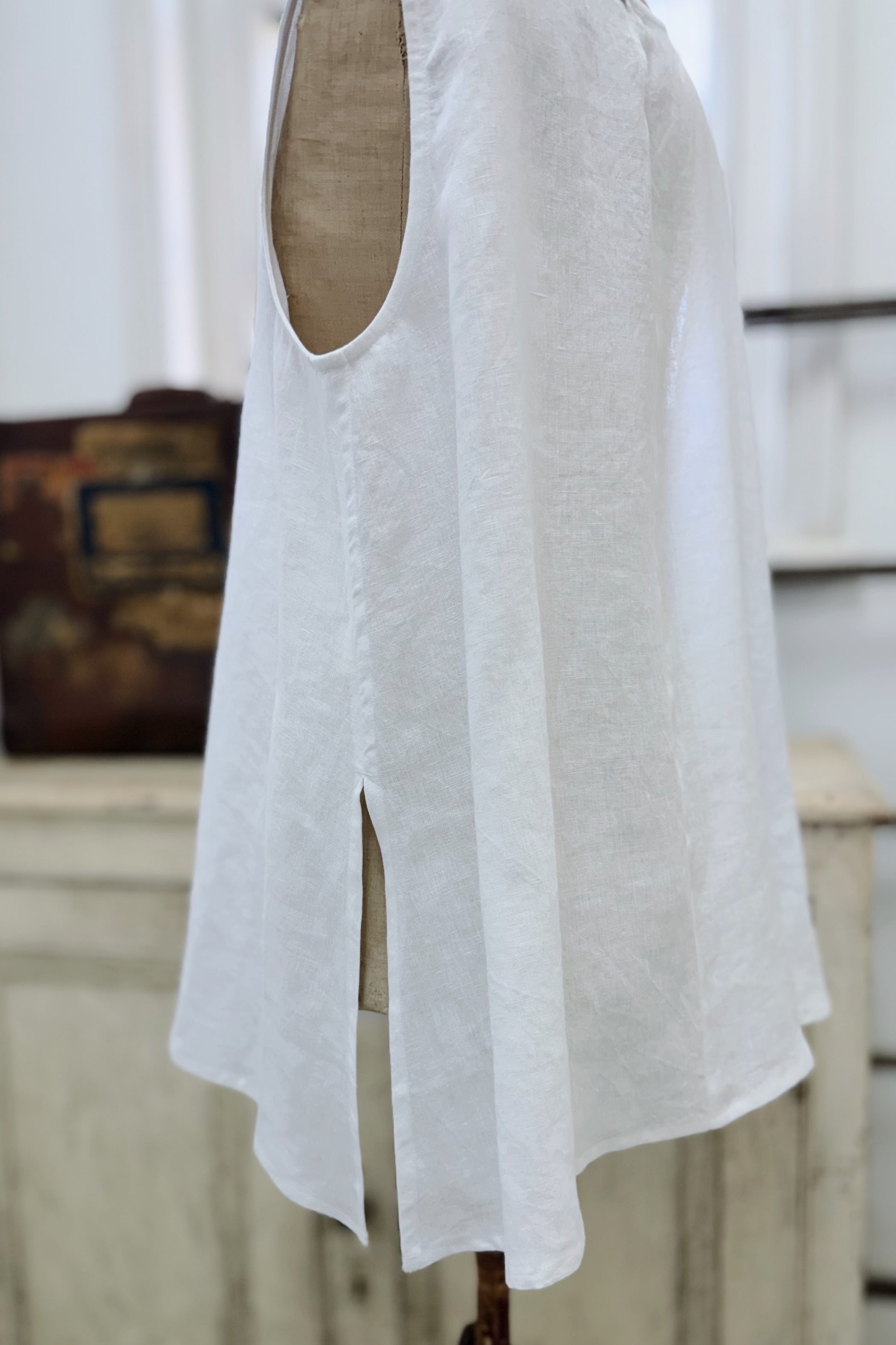GW | Asher Top | White | L