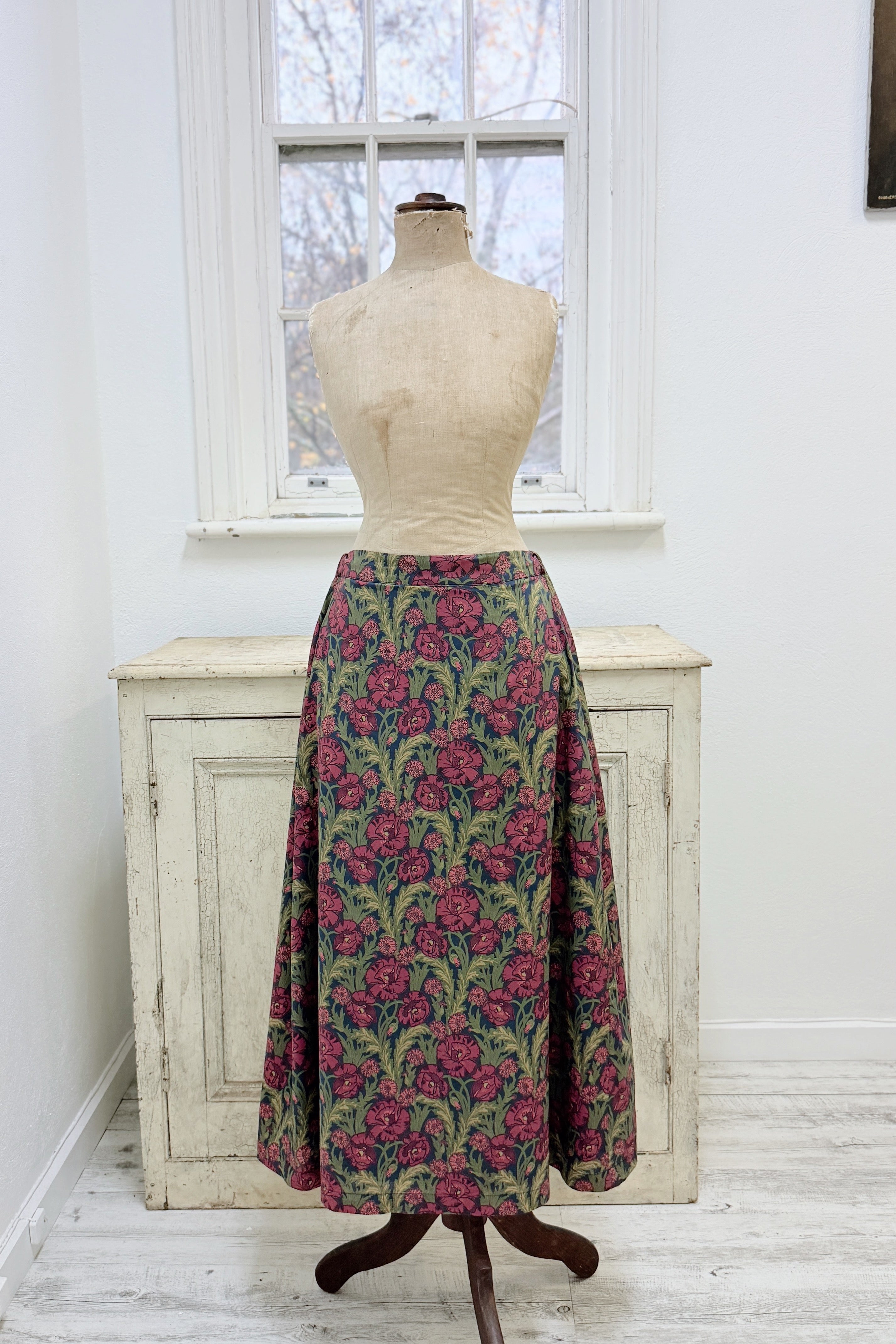 GW | Lyla Skirt | Liberty Mauds Posey | XS