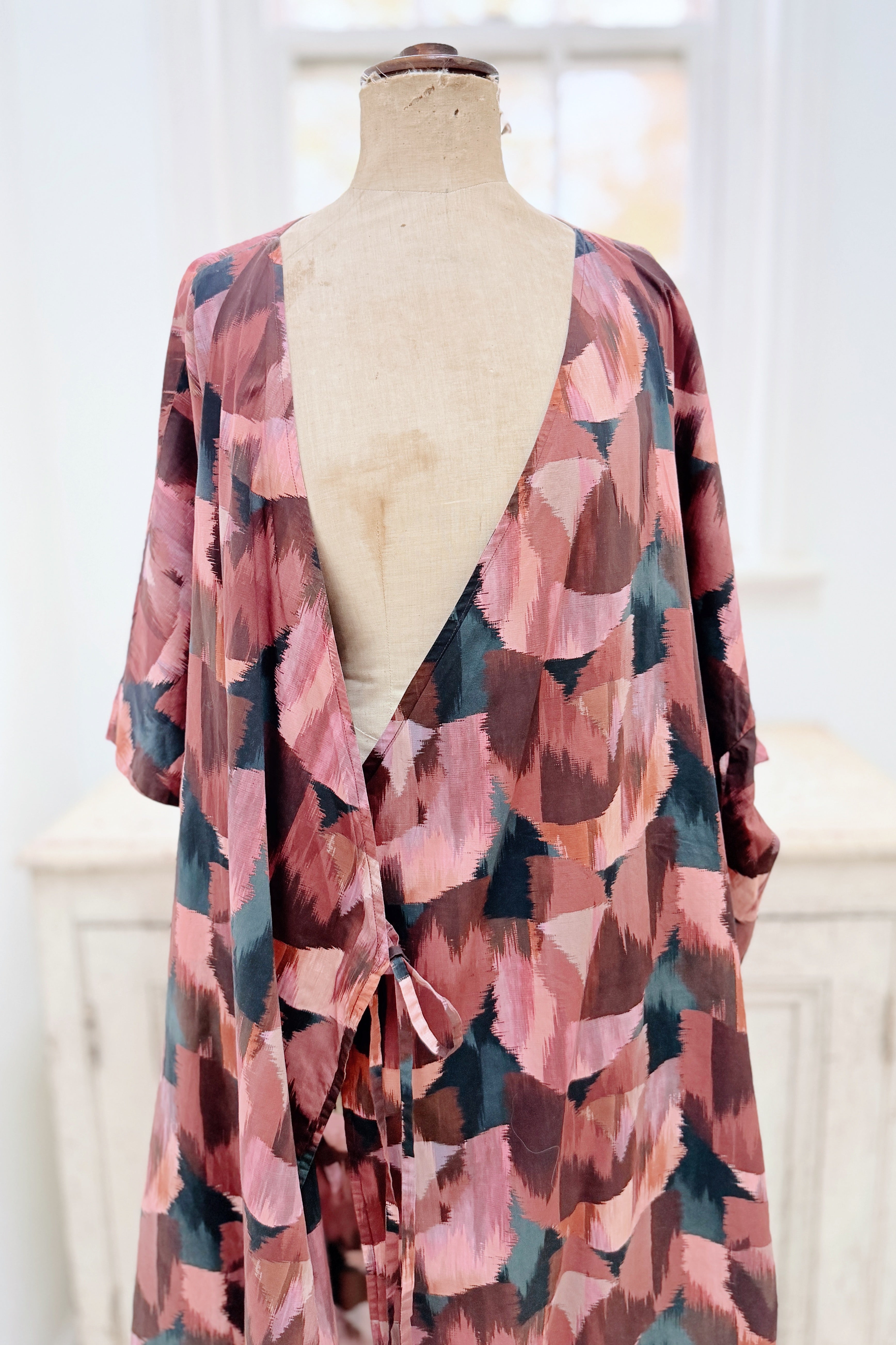 GW | Mimi Cape | Liberty Ikat Tulip | M