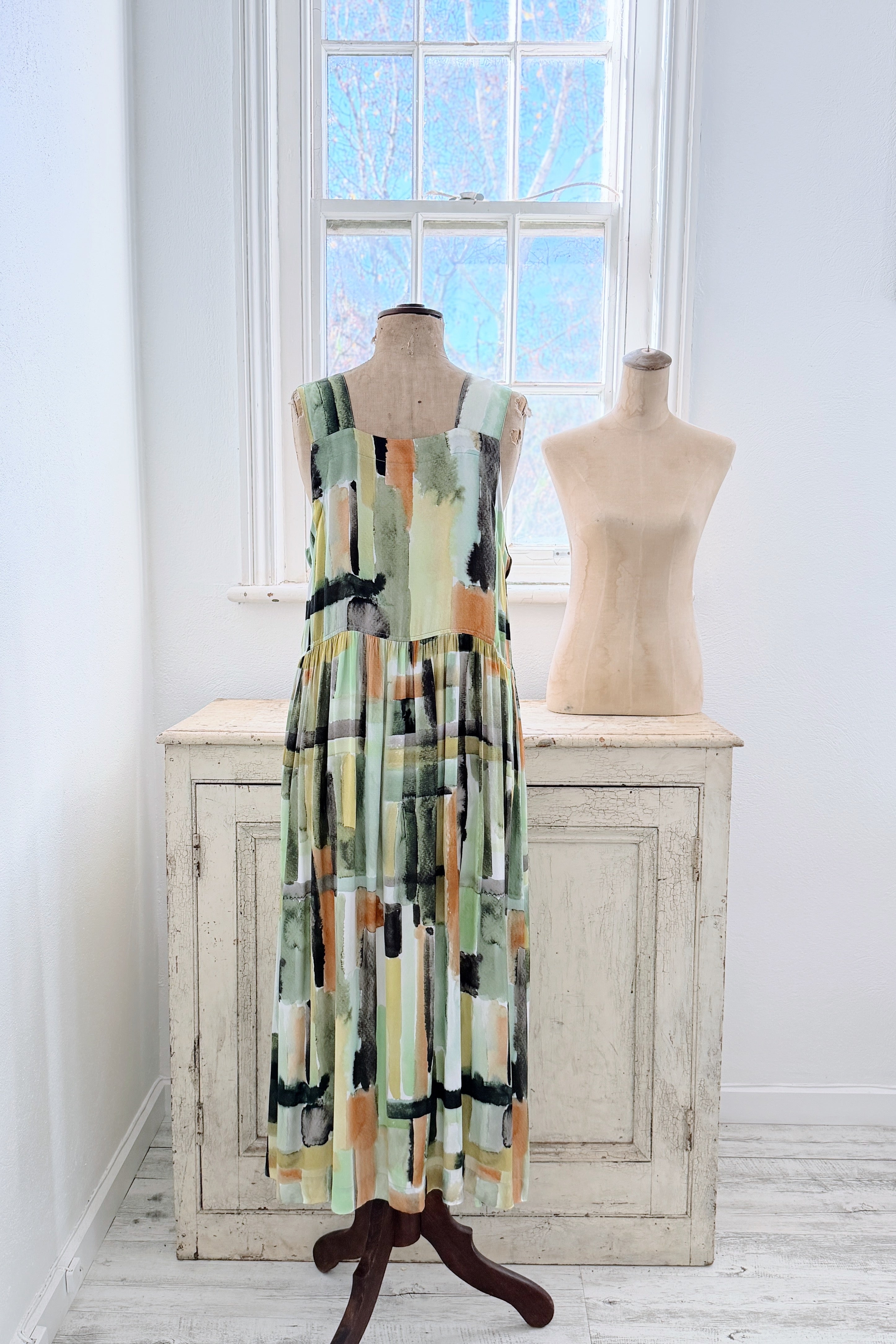 GW | Violet Dress | Painted Reef | M