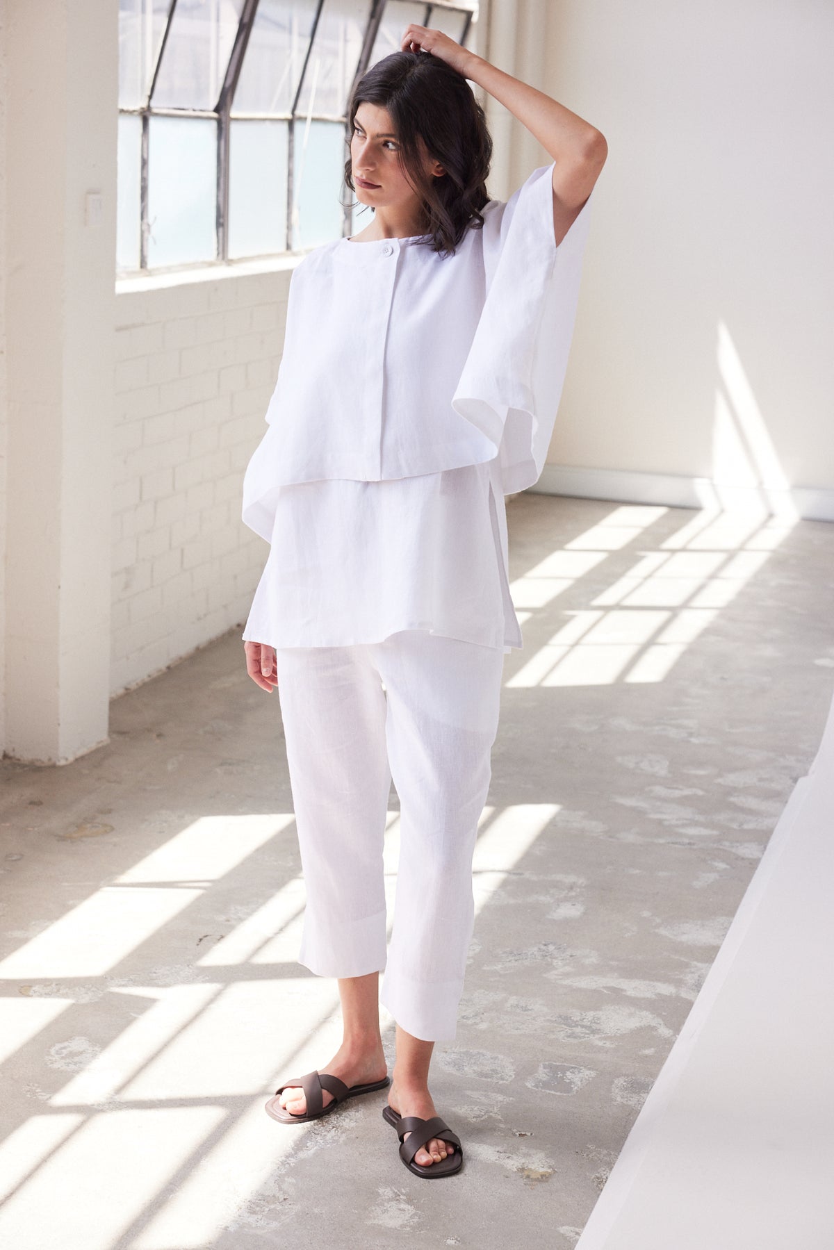 Tussie Capelet | White