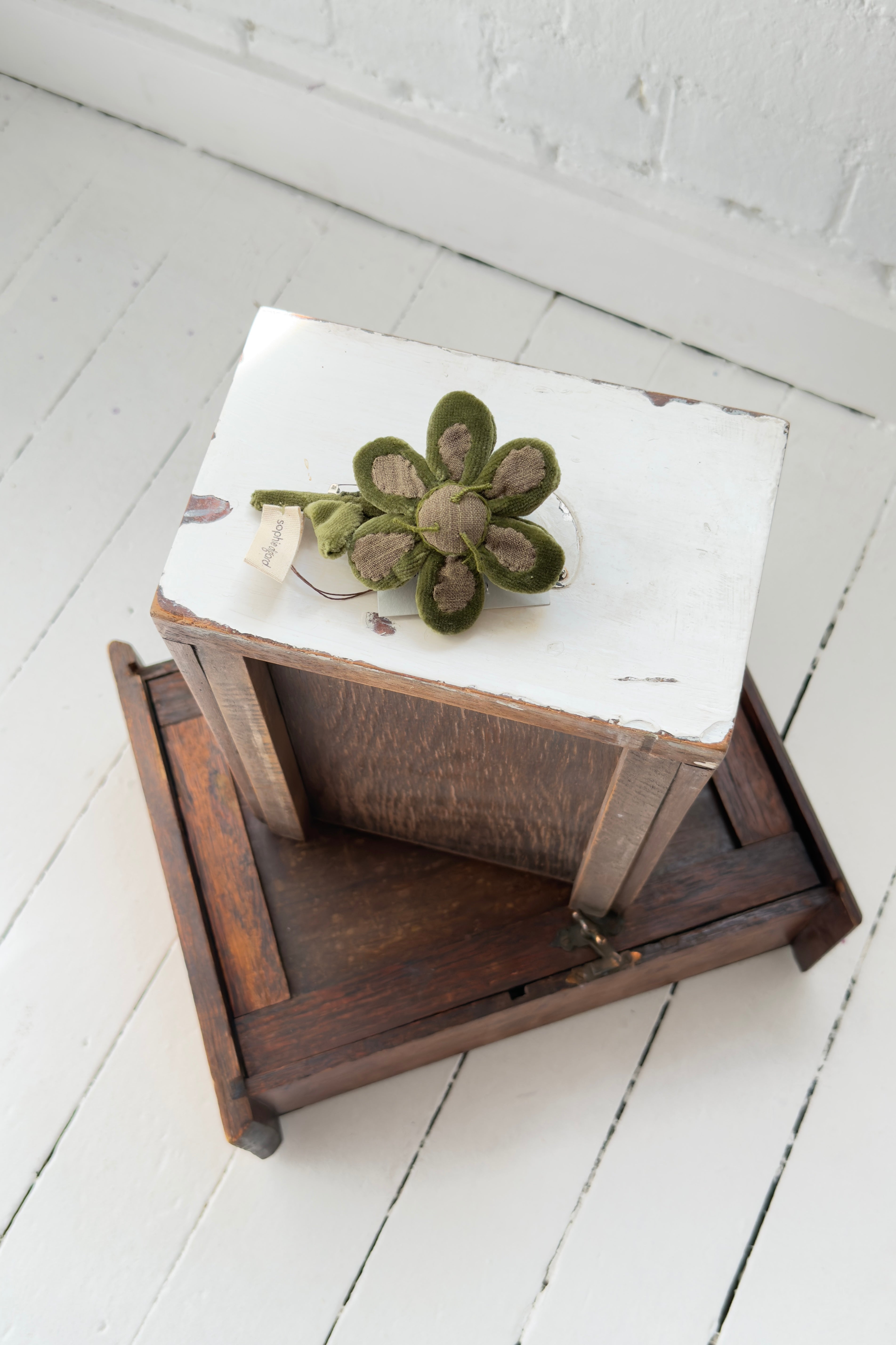 Sophie Digard | Velvet Brooch | Cassie