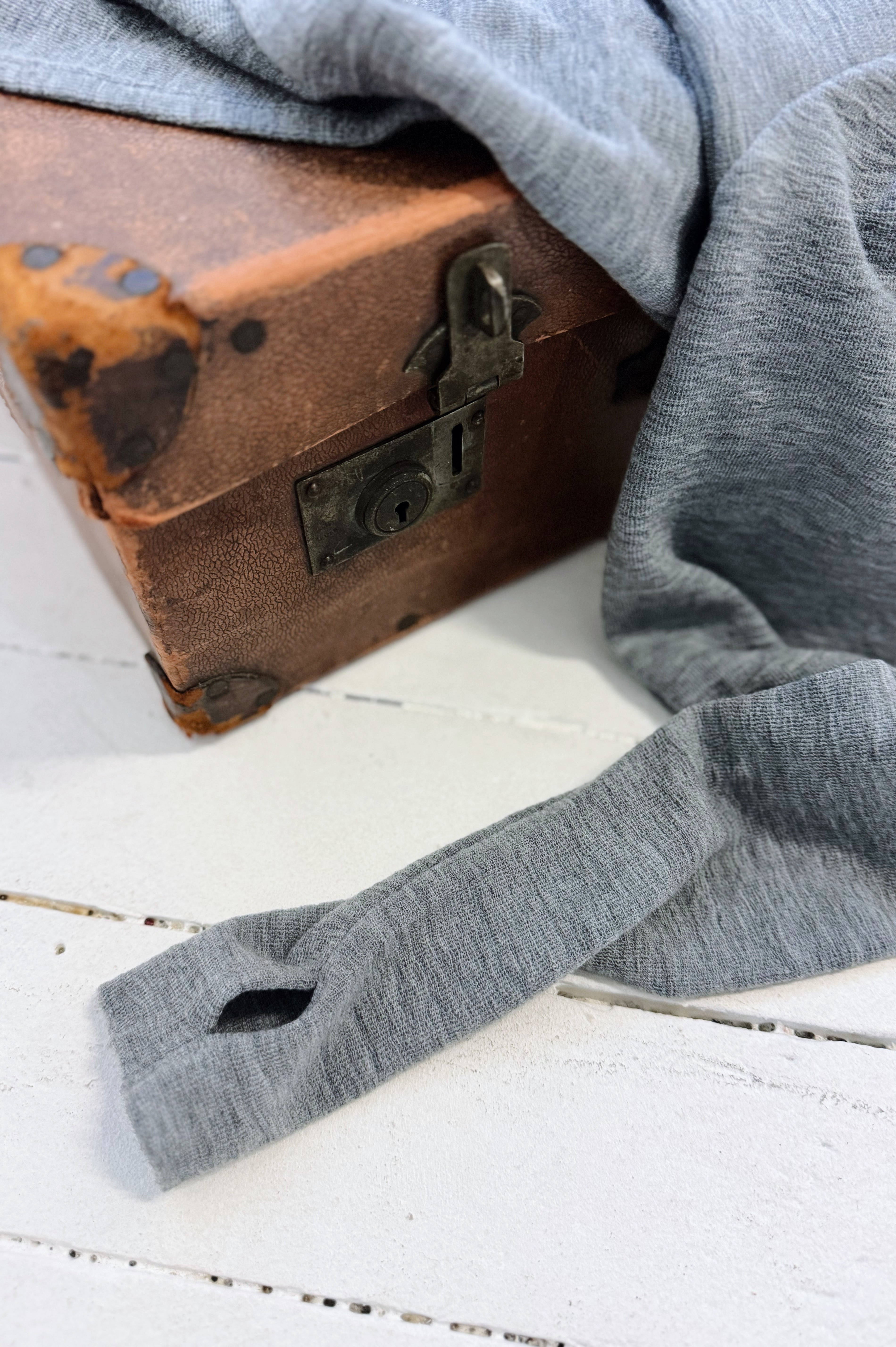 Merino with High Slits | Steel Grey