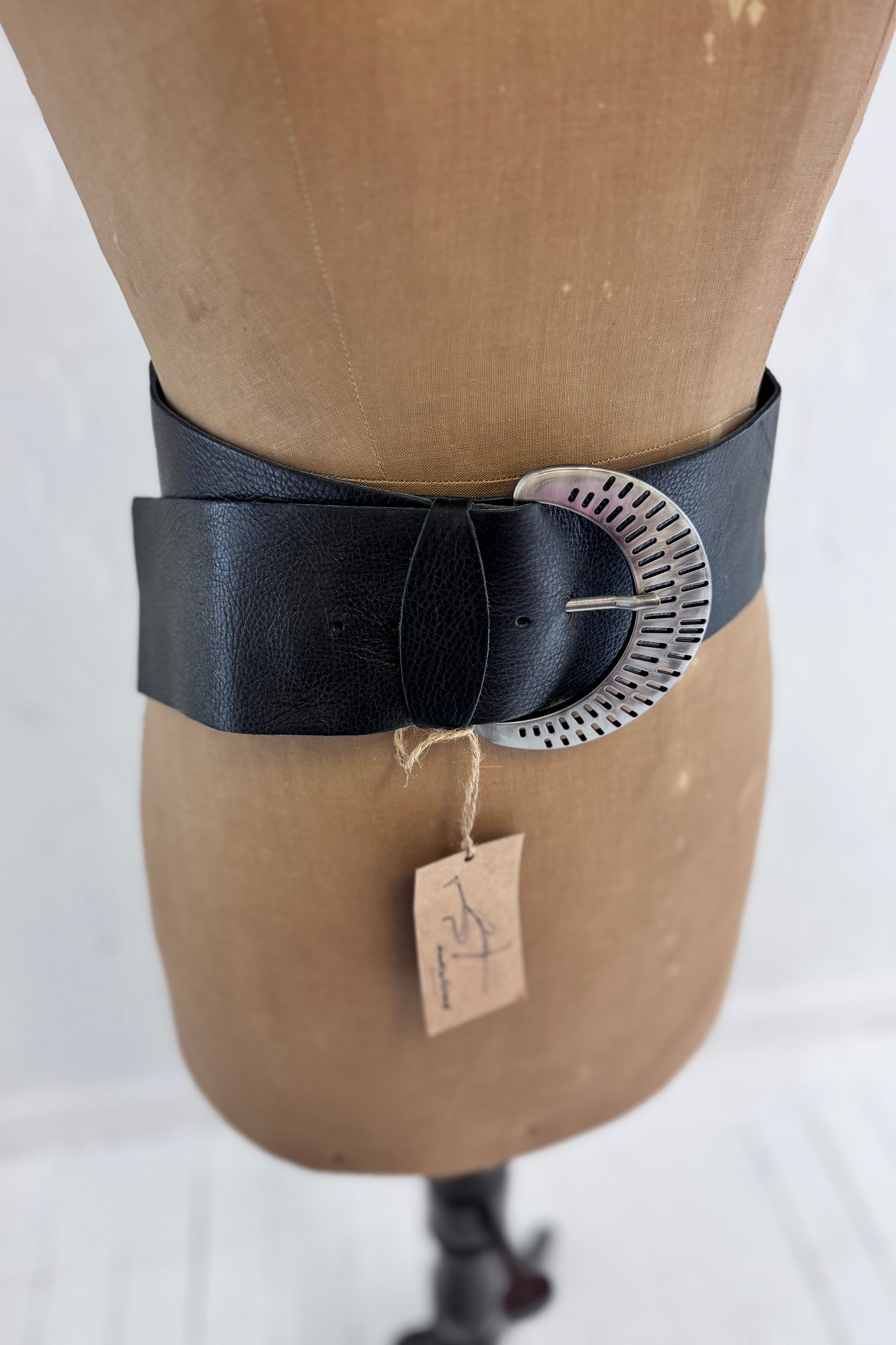 Ink Olives | Quercia Belt | Black