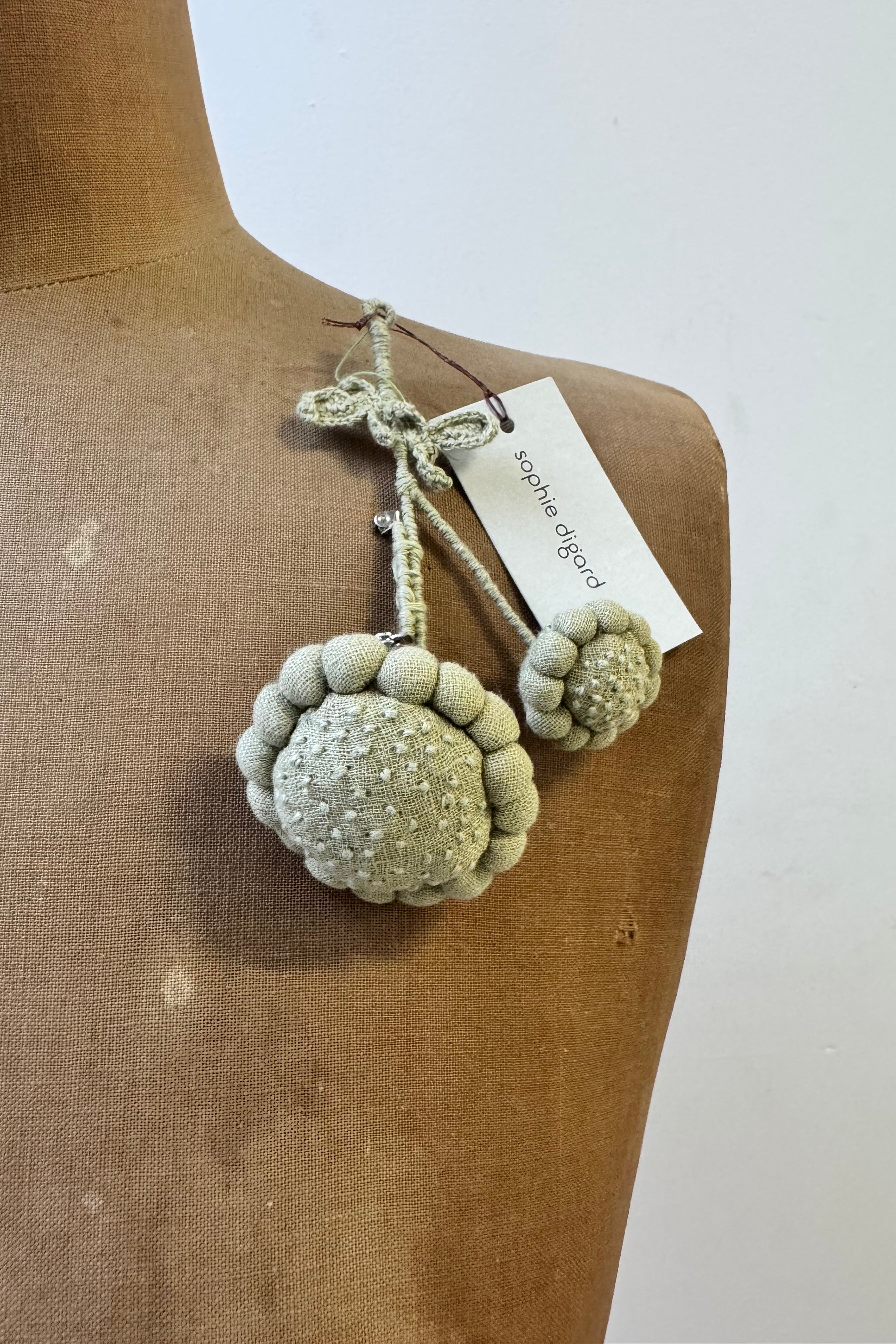 Sophie Digard | Fine Linen Duo Brooch | Kenzie