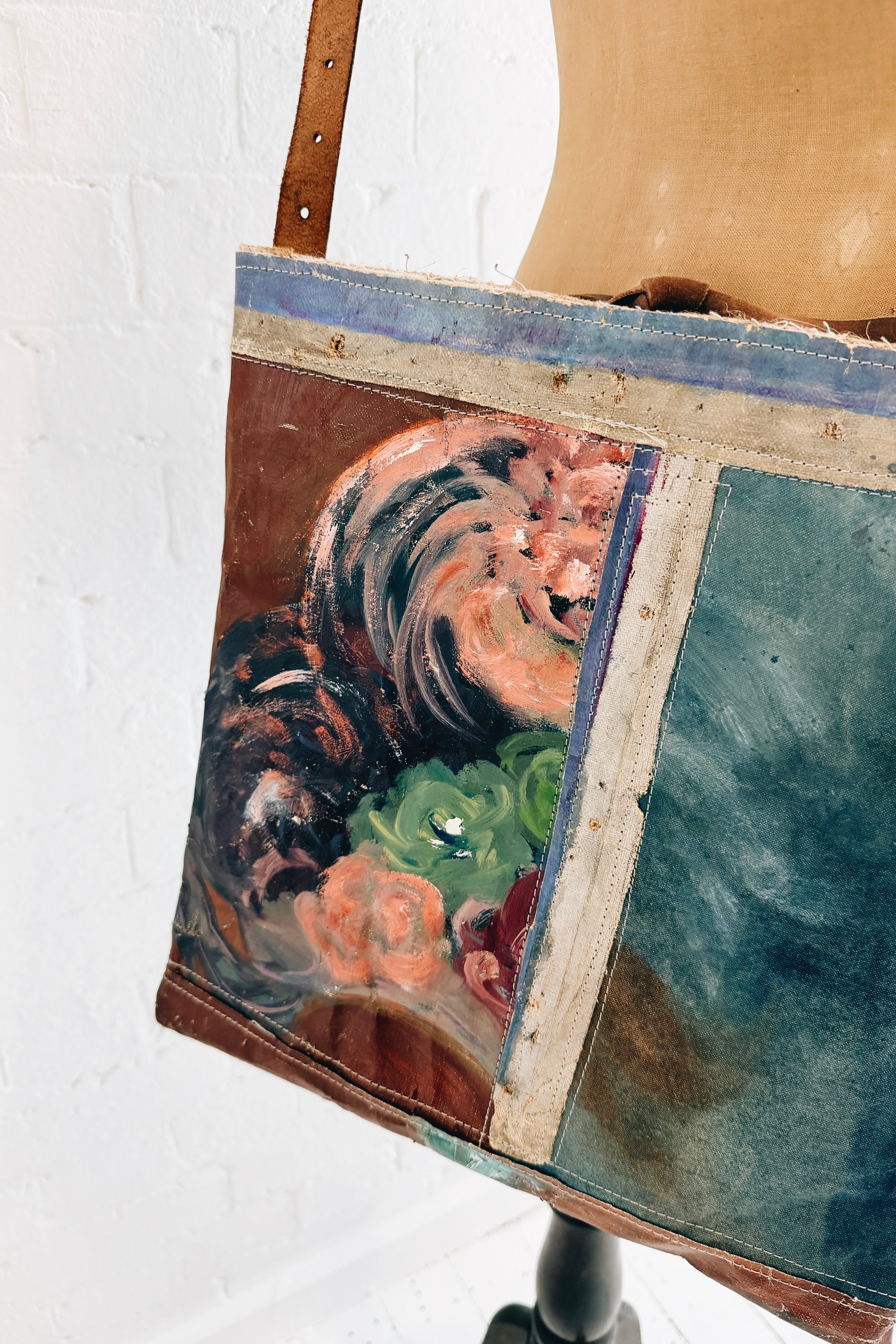 Swarm | Oil Painting Bag | Cabbage Roses