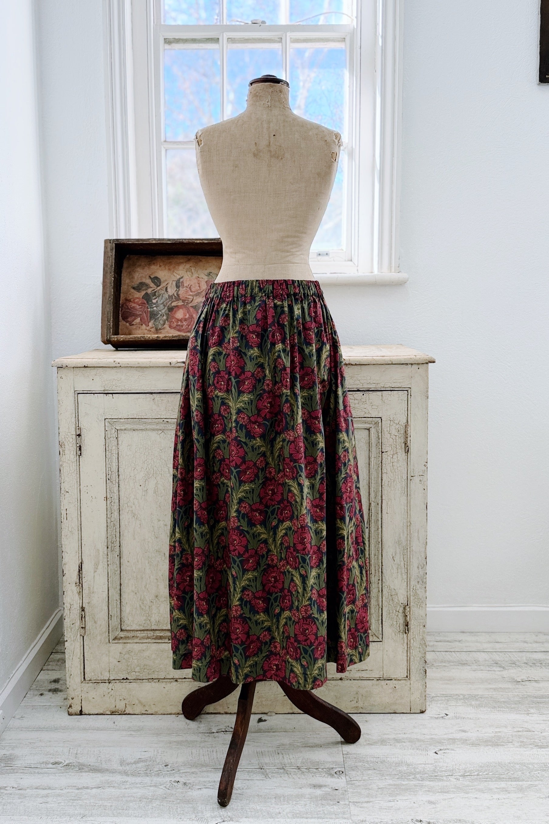 GW | Lyla Skirt | Mauds Posey | M
