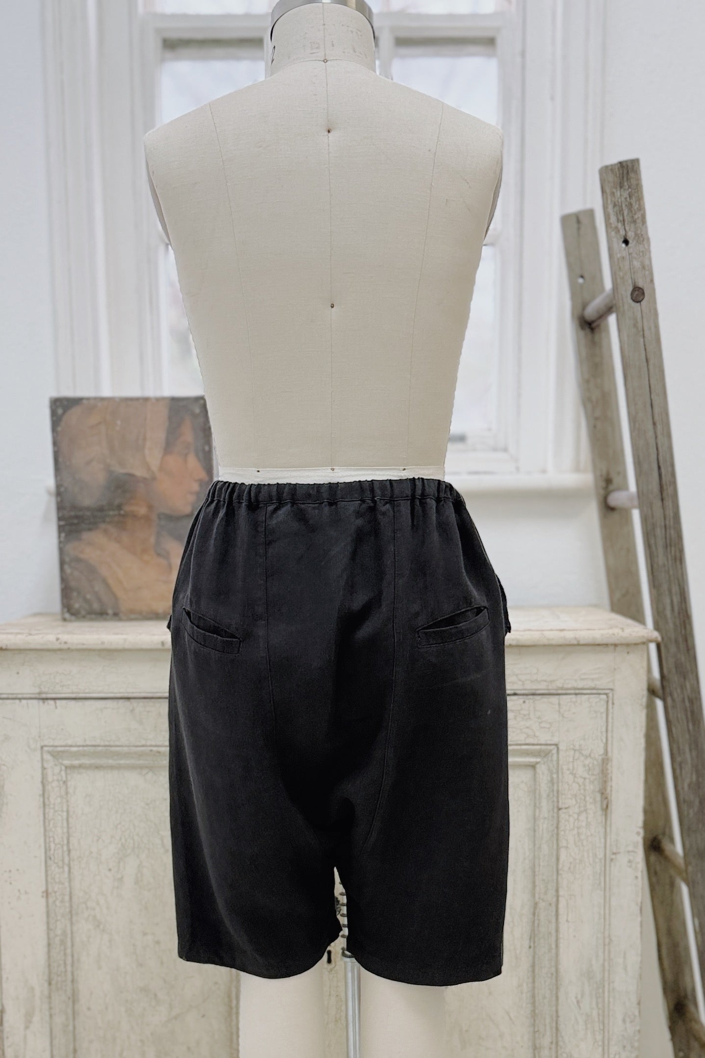 GW | Mito Short | Black | M