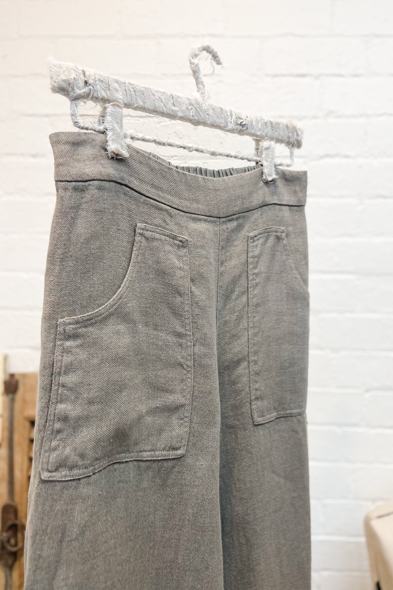 GW | Elm Pant | Abbey Stone | M