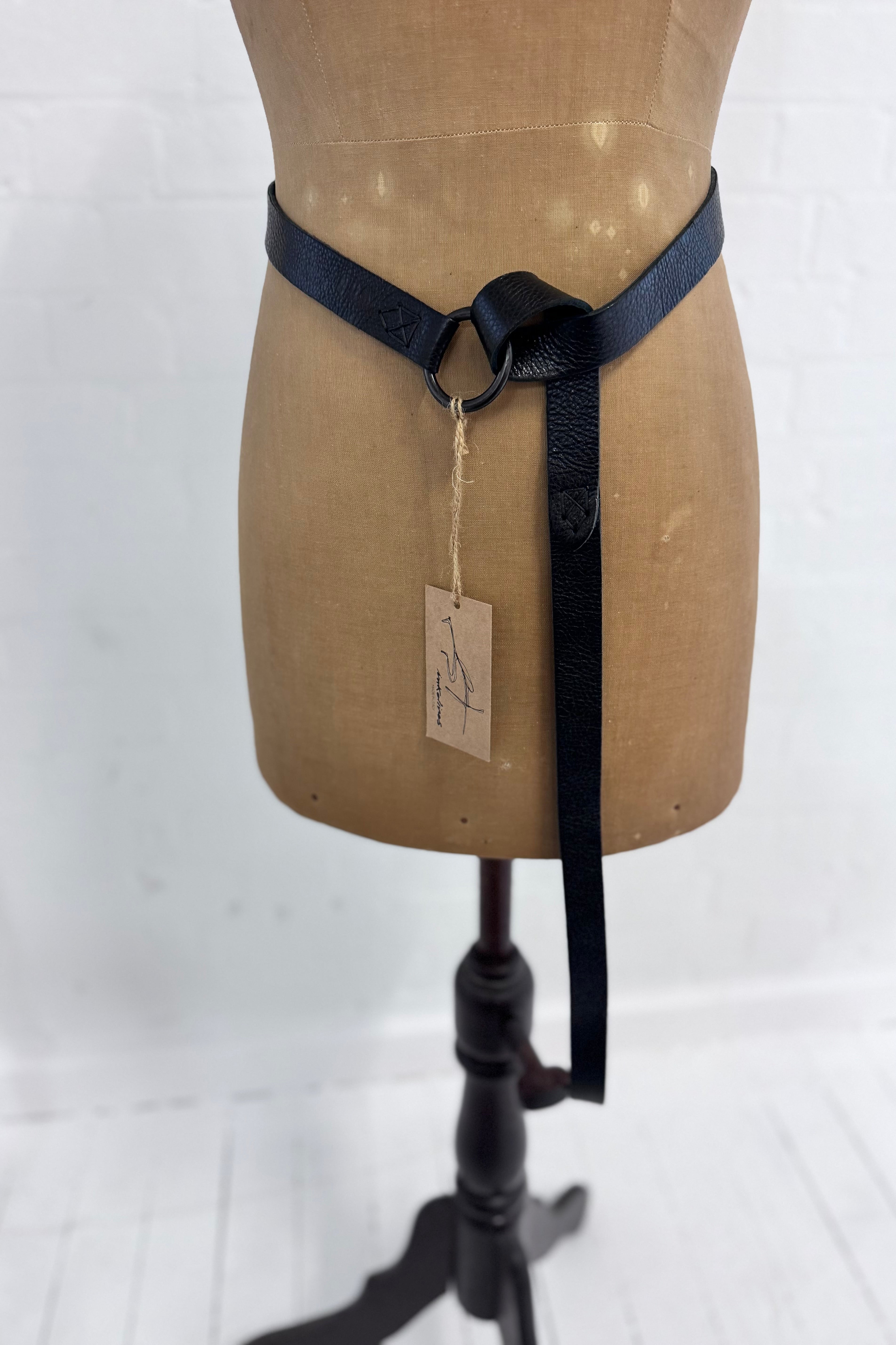 Ink Olives | Salice Belt | Black