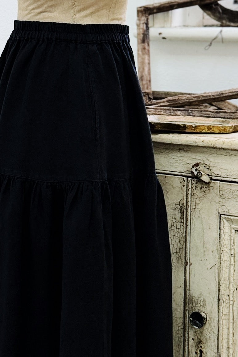 GW | Junie Skirt | Black | M