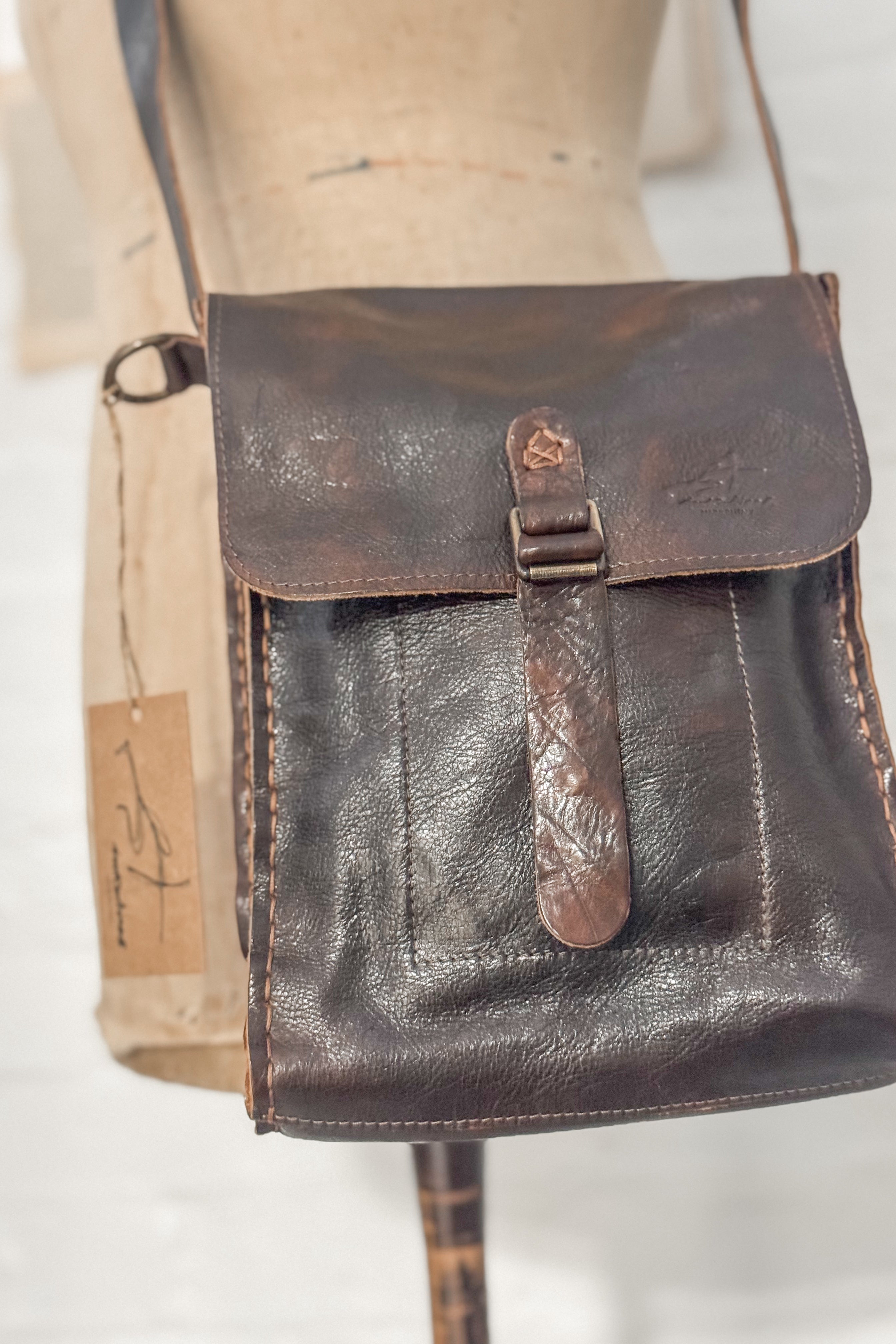 Ink Olives | Vespino Bag | Chocolate