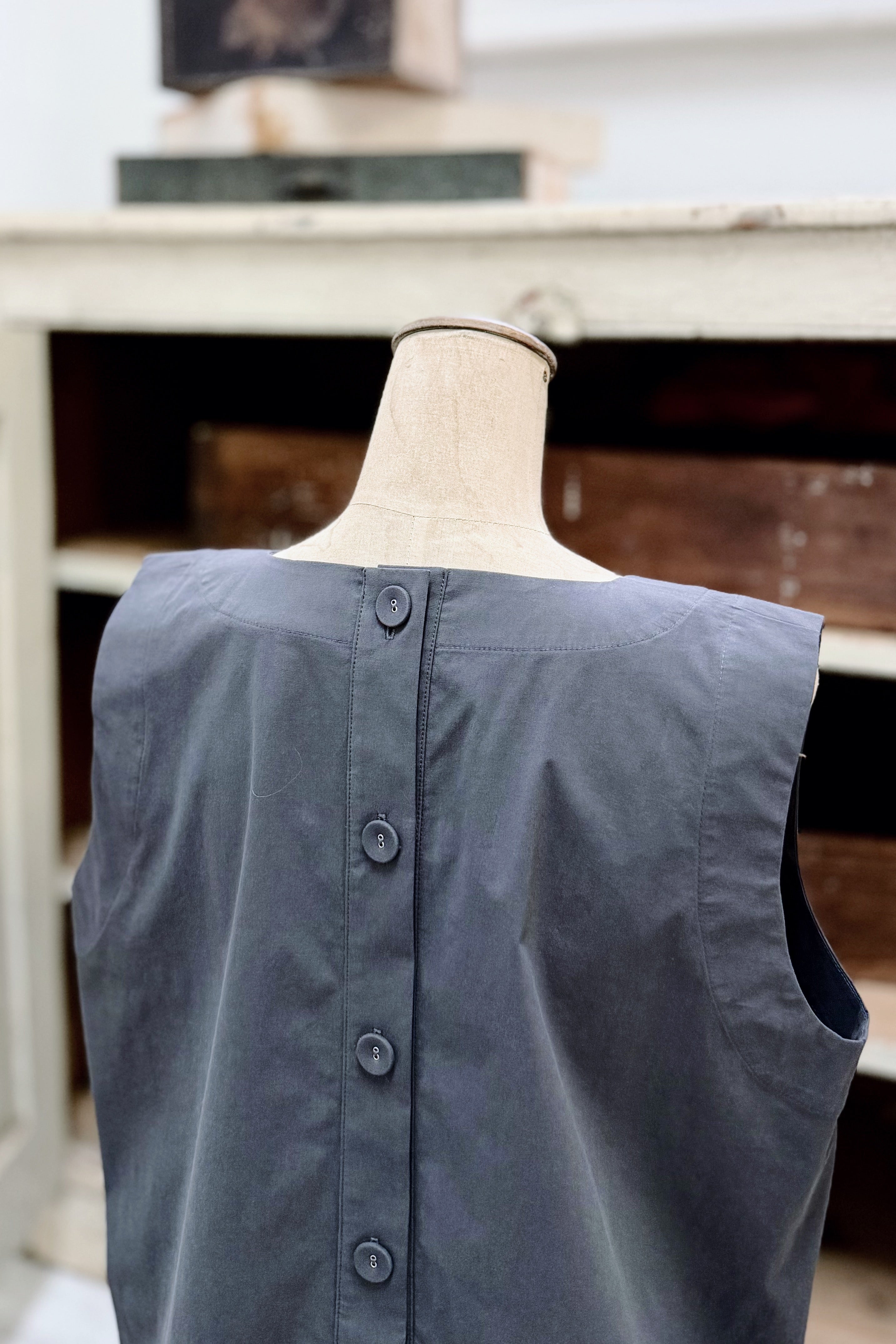 GW | Lilli Top | Forged Iron | M