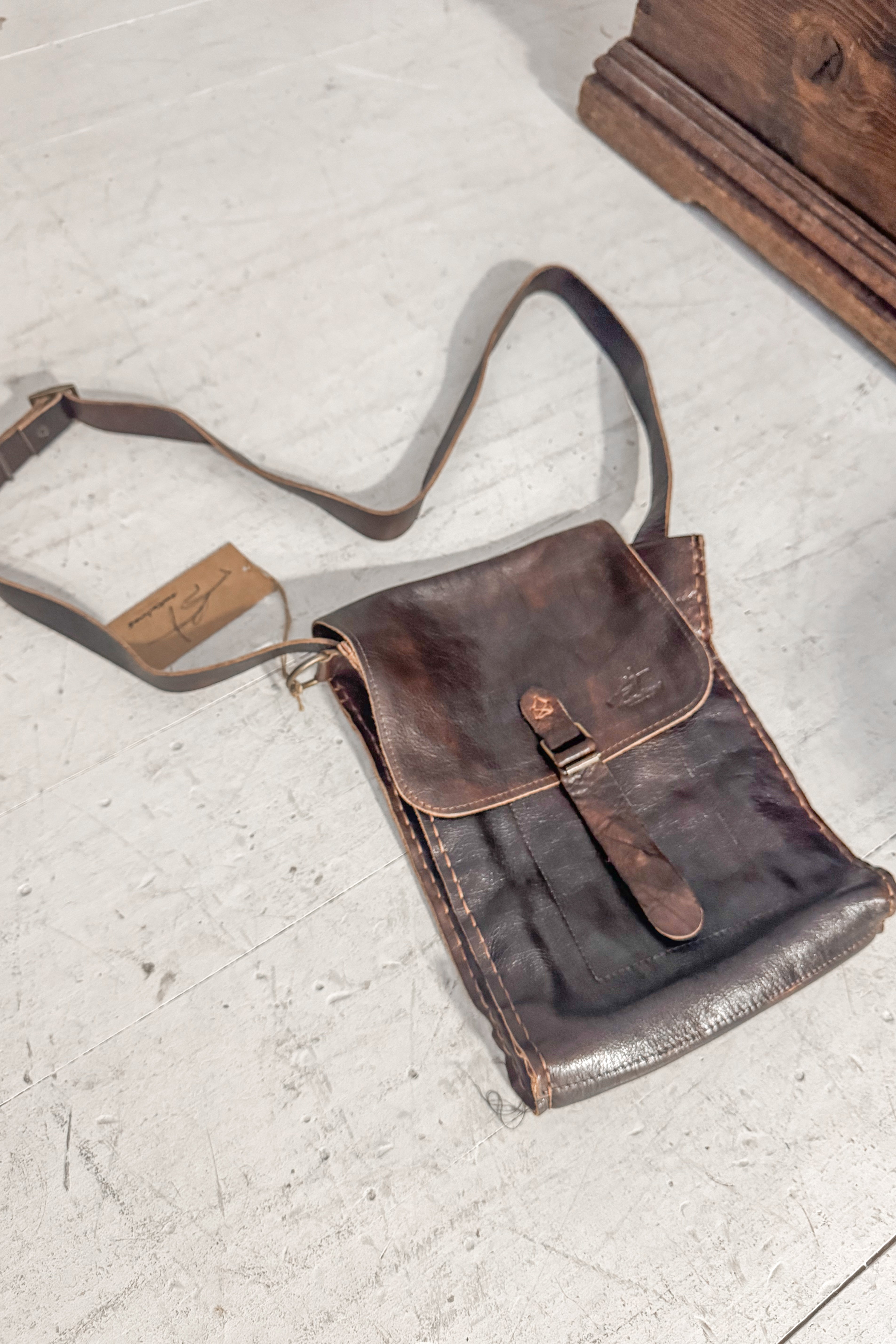 Ink Olives | Vespino Bag | Chocolate