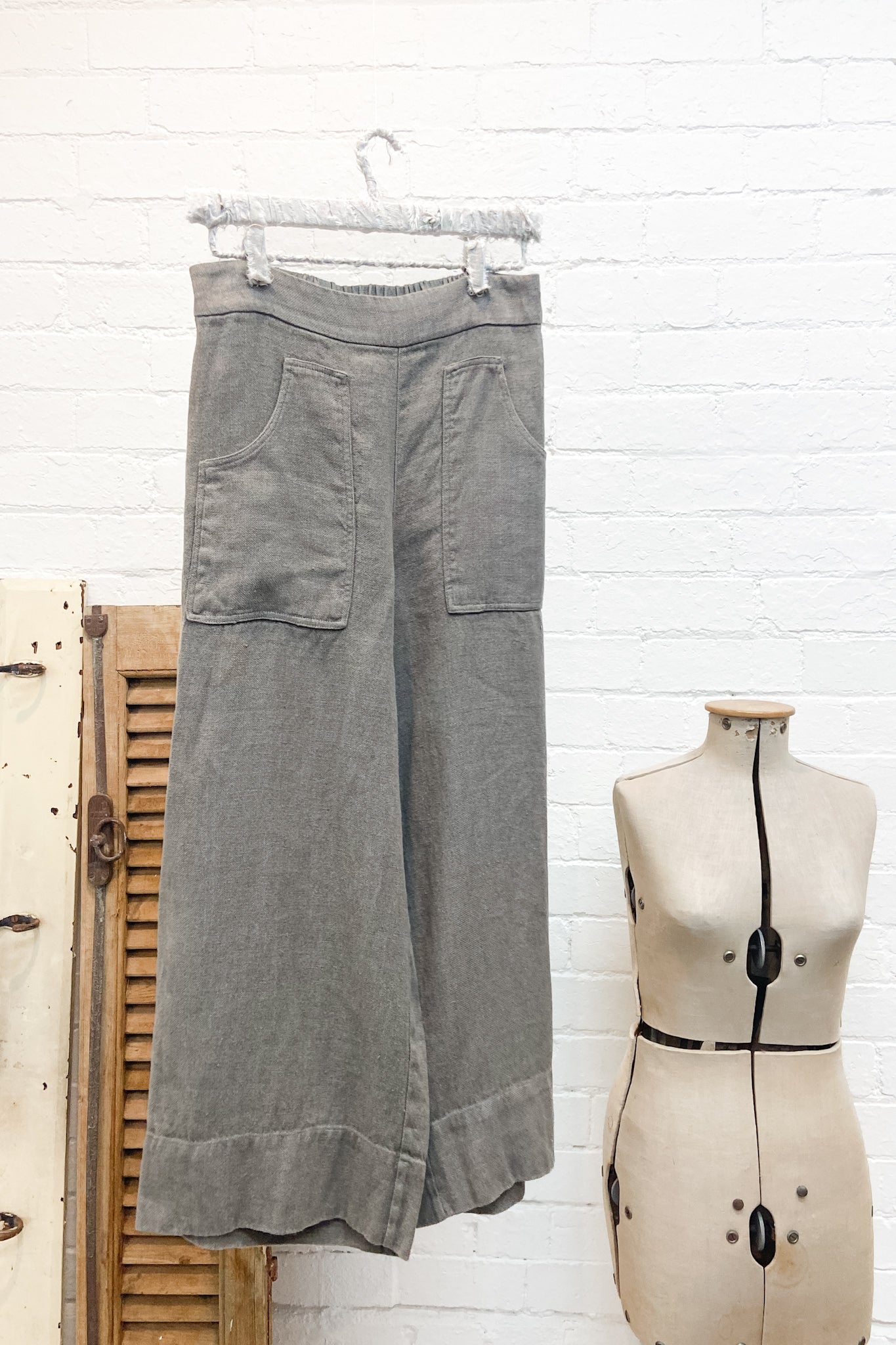 GW | Elm Pant | Abbey Stone | M