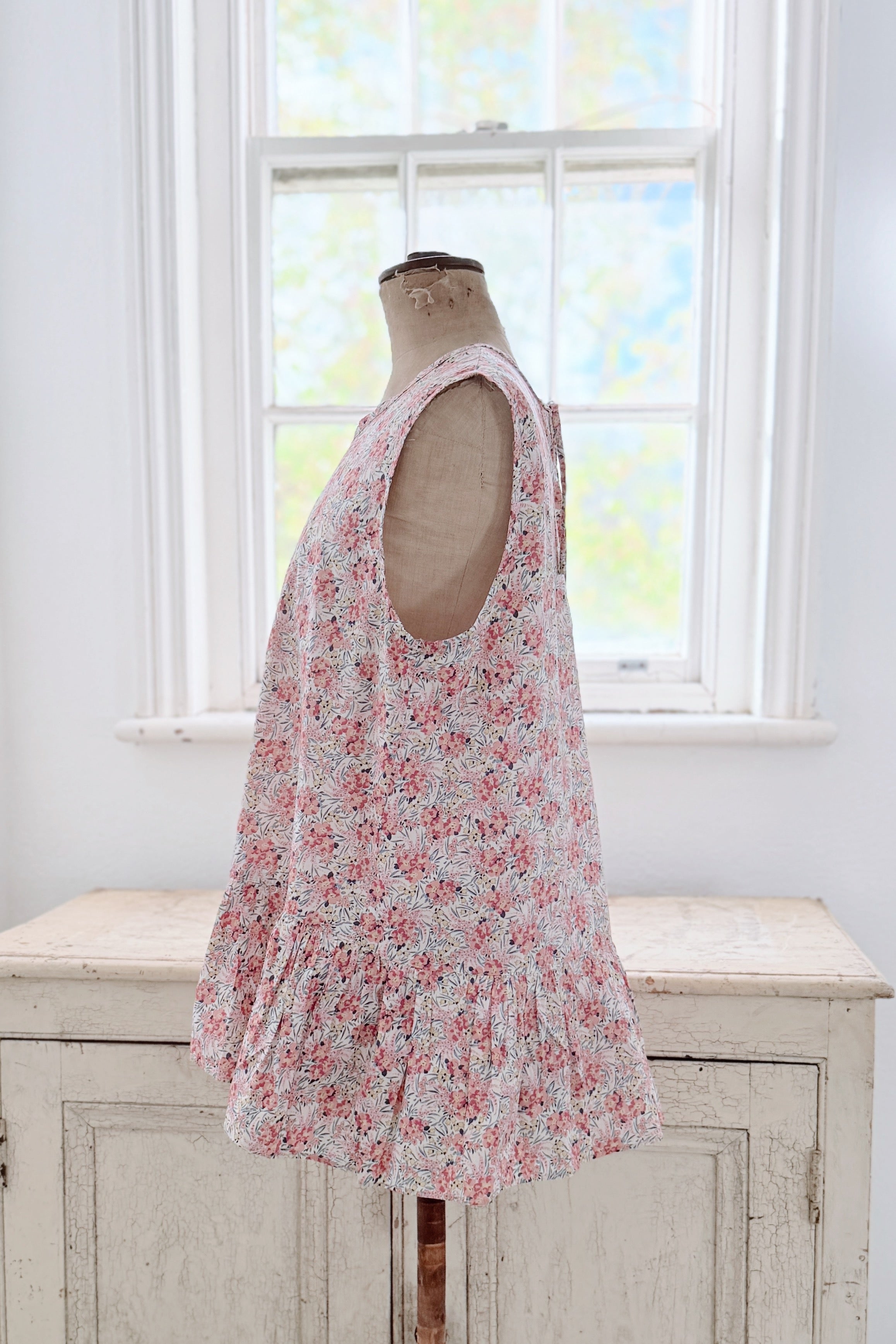 GW | Angela Top | Swirling Petals | M