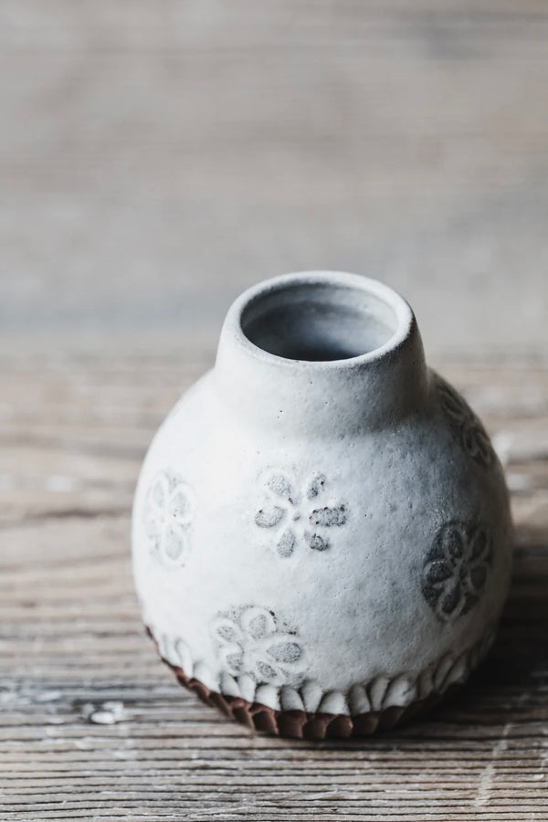 Clay Beehive | Daisy Flowers Vase