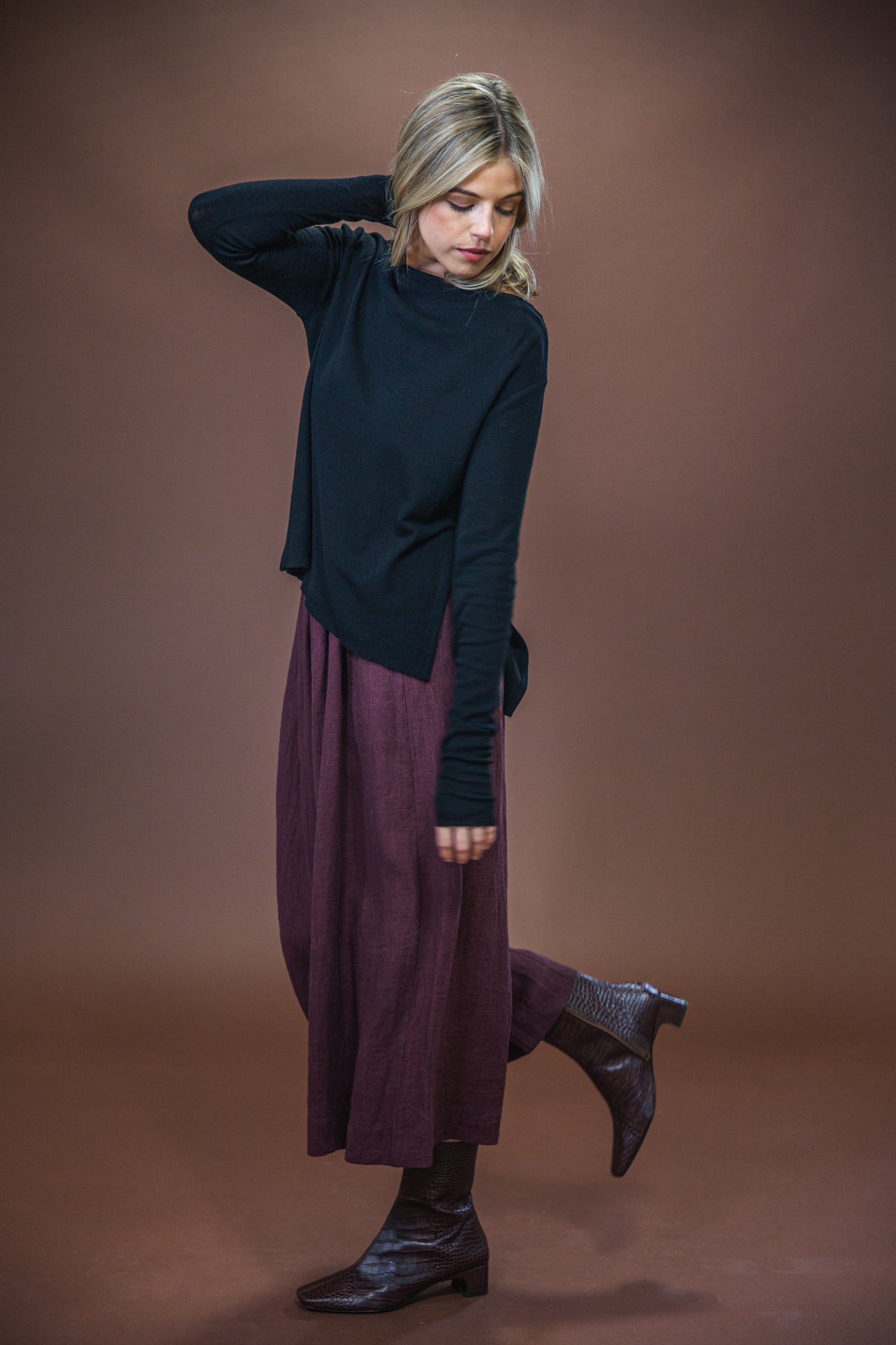 Merino With High Slits | Black