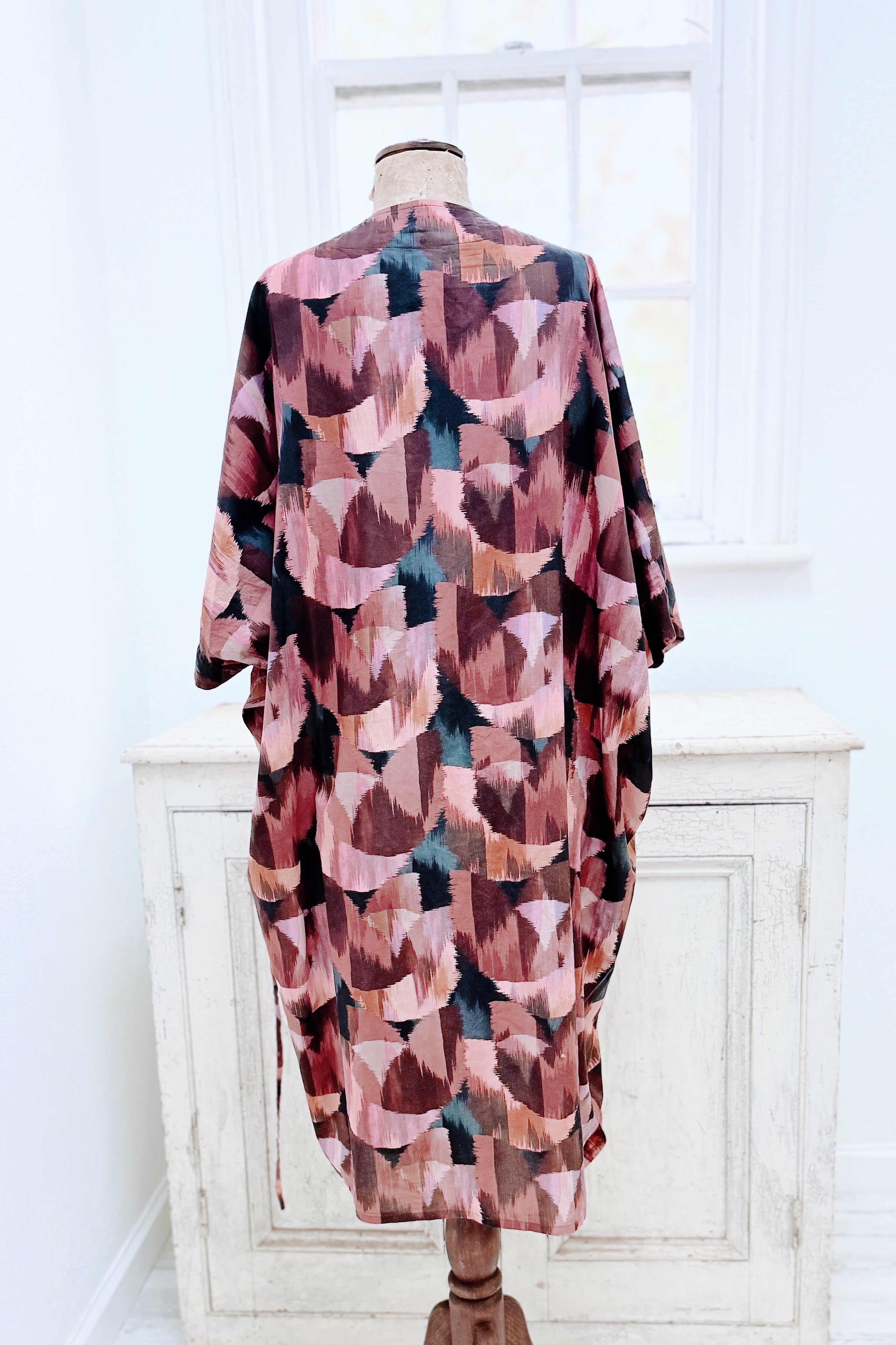 GW | Mimi Cape | Liberty Ikat Tulip | L