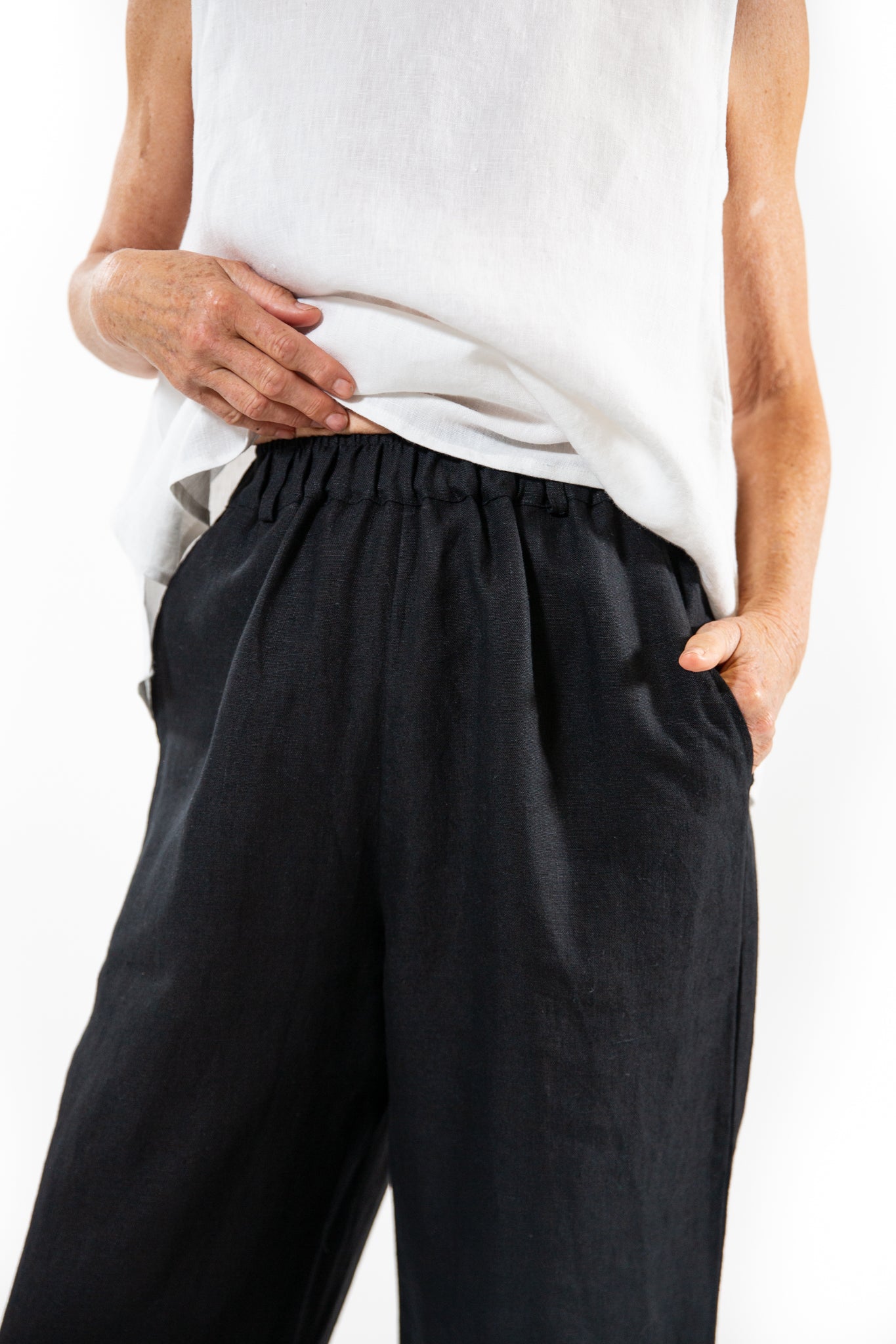 Remie Pant | Black