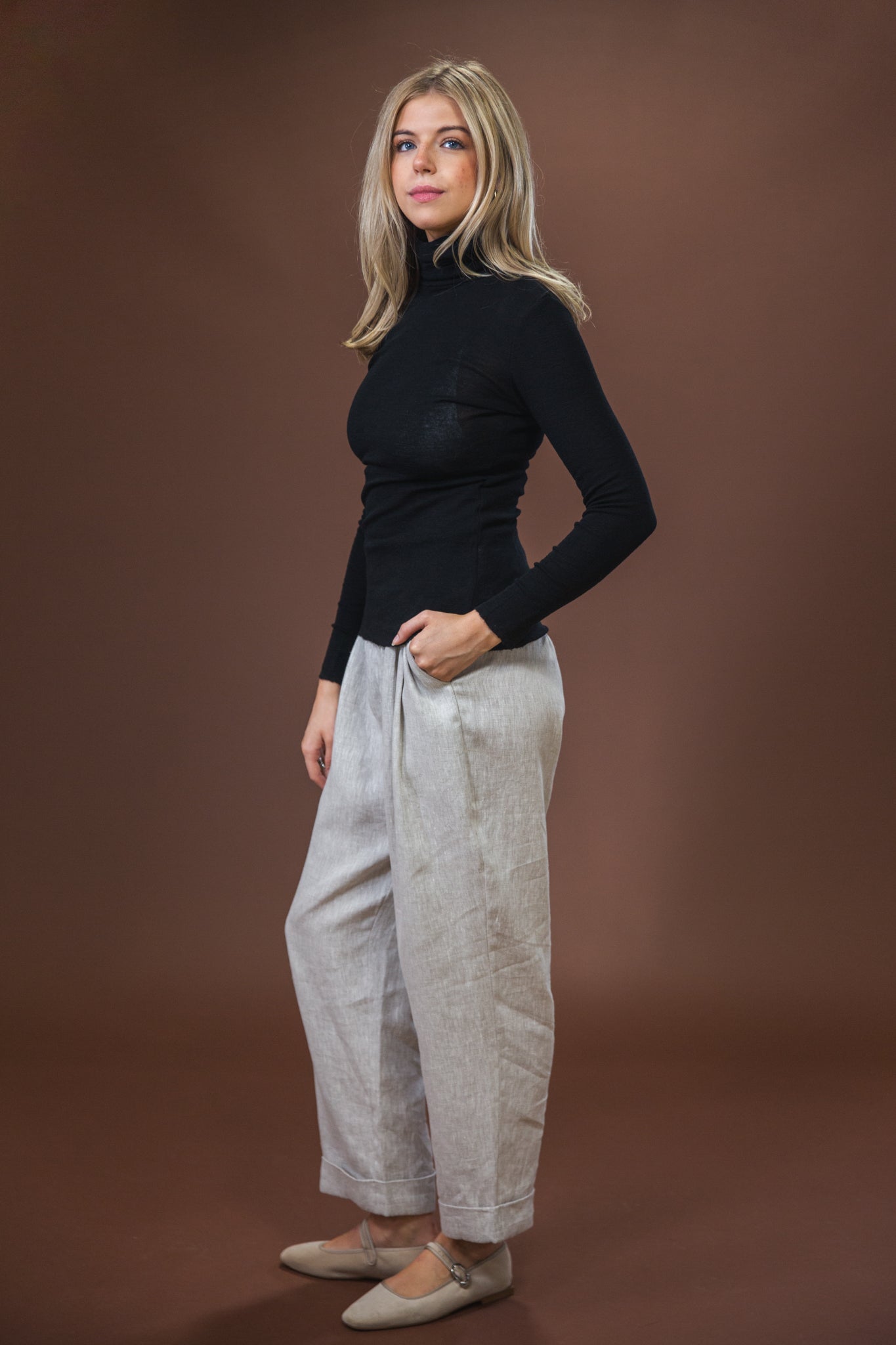 Merino Roll Neck | Black