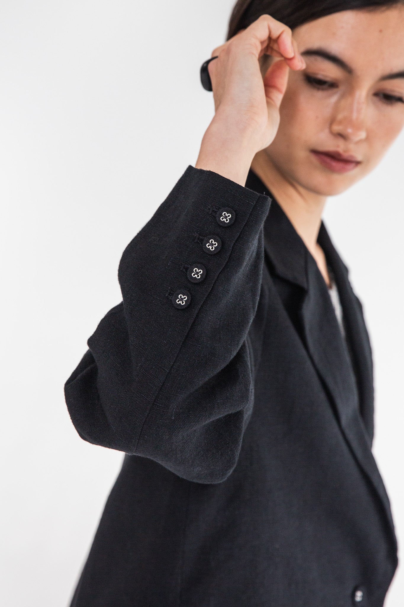 Monty Blazer | Black