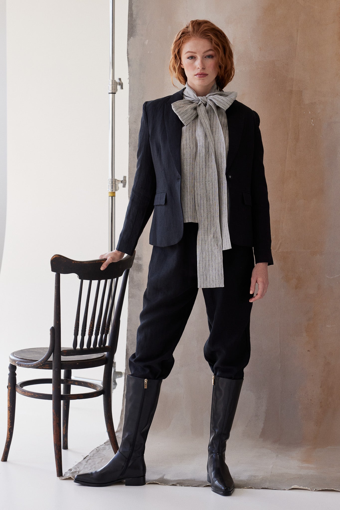 Brooklyn Fitted Blazer | Black