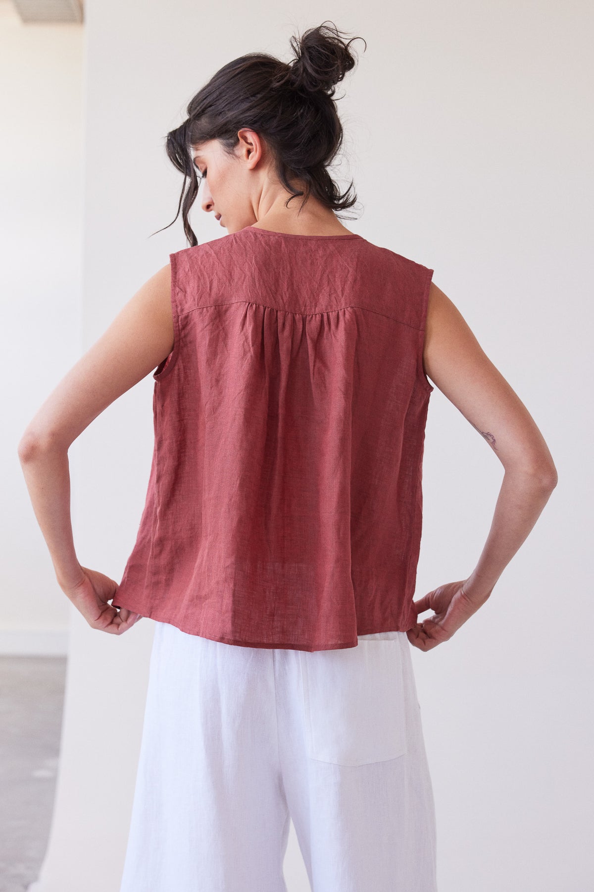 Clara Sleeveless Top | Burnt Sienna