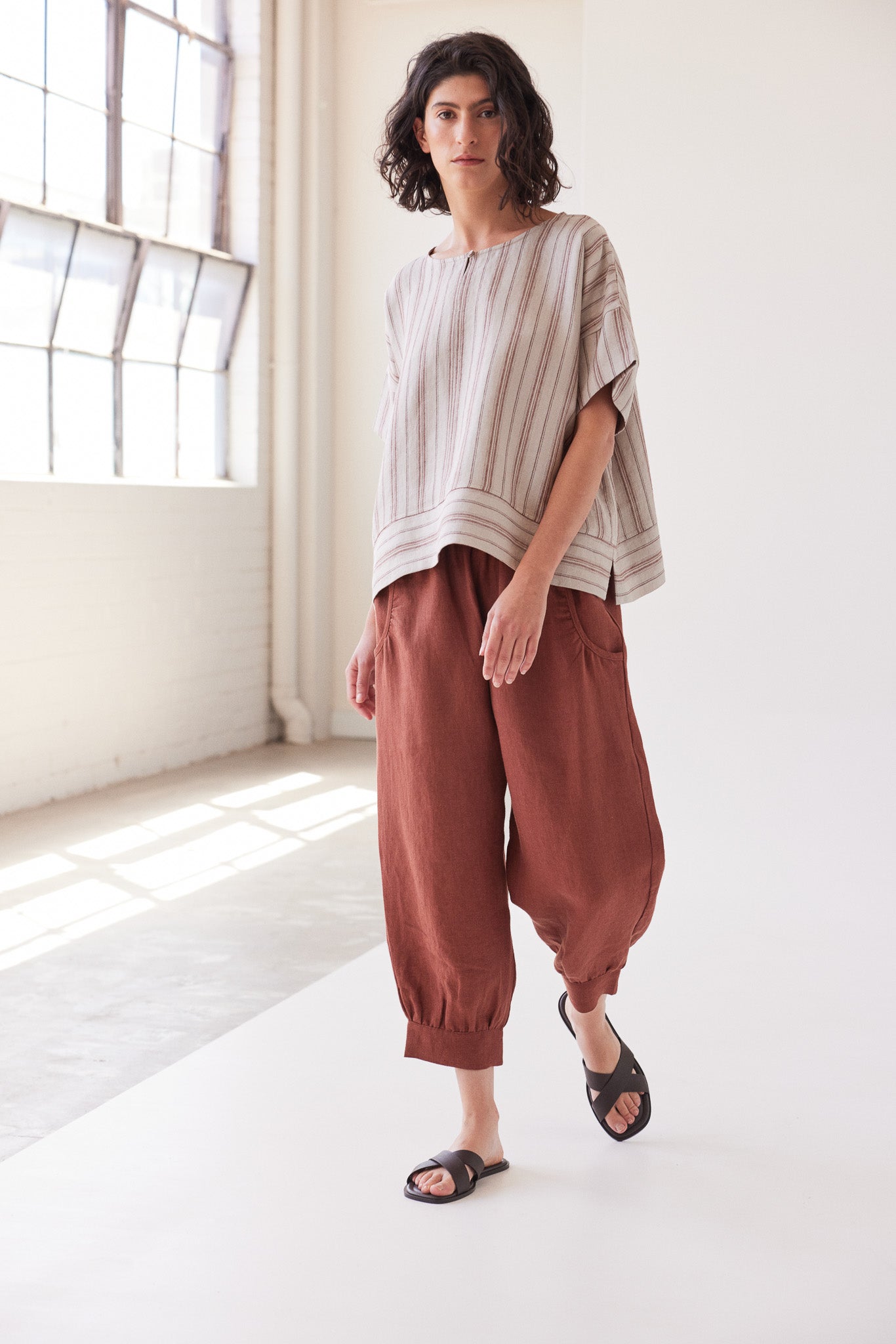 Tabitha Cropped Pant | Brick