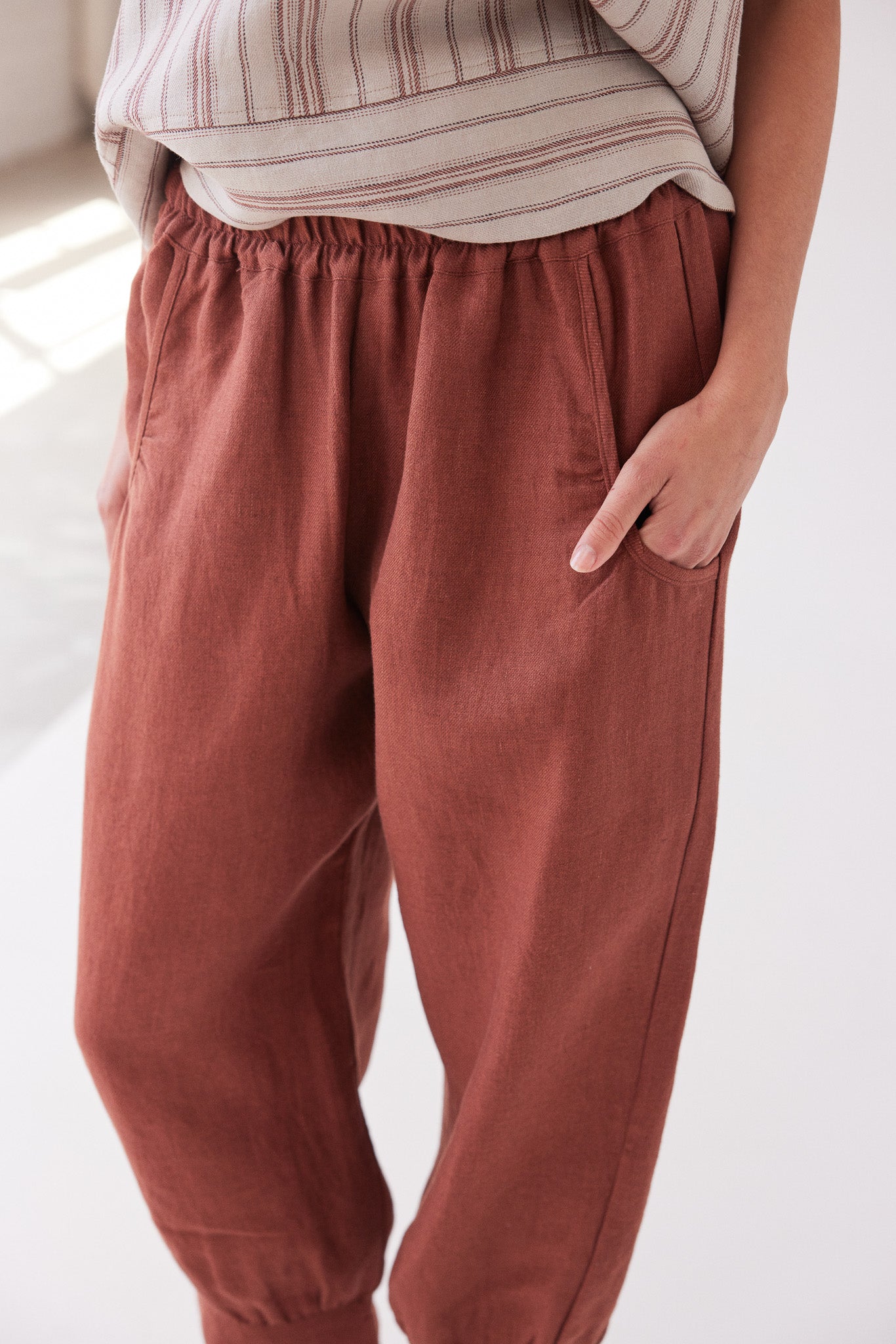 Tabitha Cropped Pant | Brick