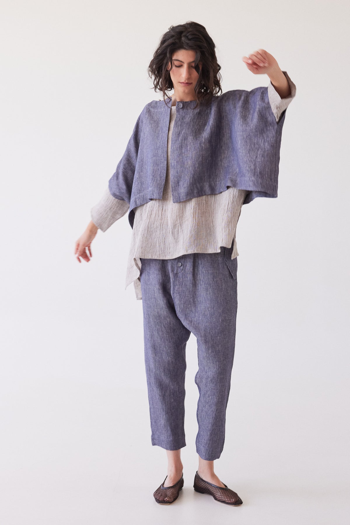 Tussie Capelet | Dusty Denim Linen