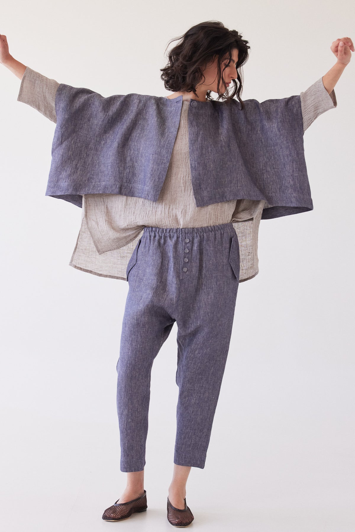 Tussie Capelet | Dusty Denim Linen
