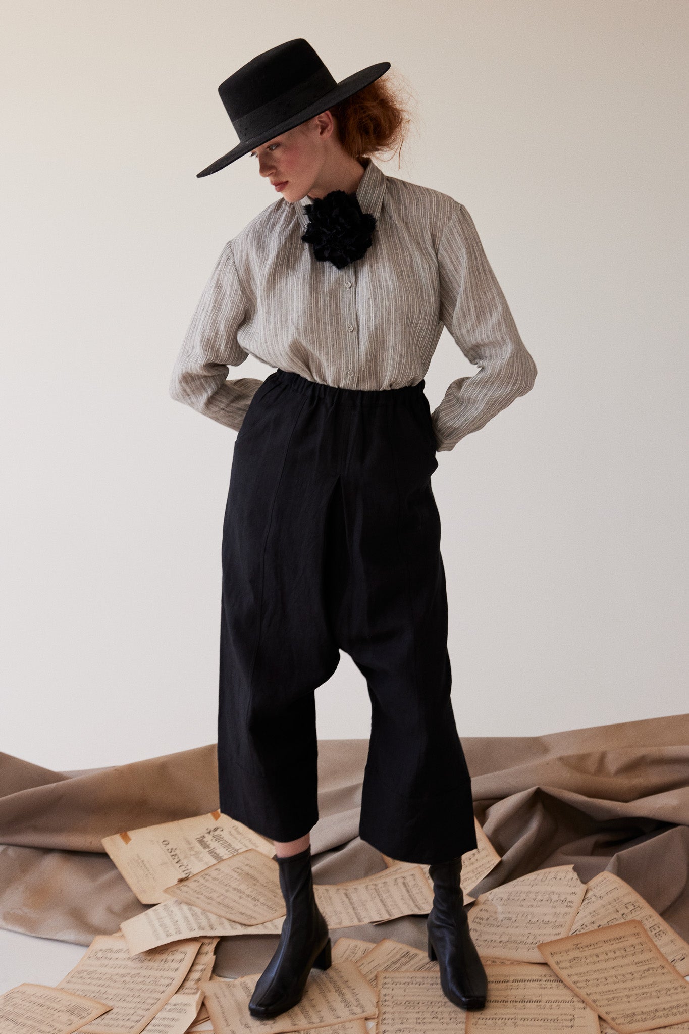 Yuki Drop Crotch Pant | Black