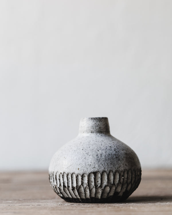 Clay Beehive | Black Bud Vase | 7.5 cm w x 7 cm h
