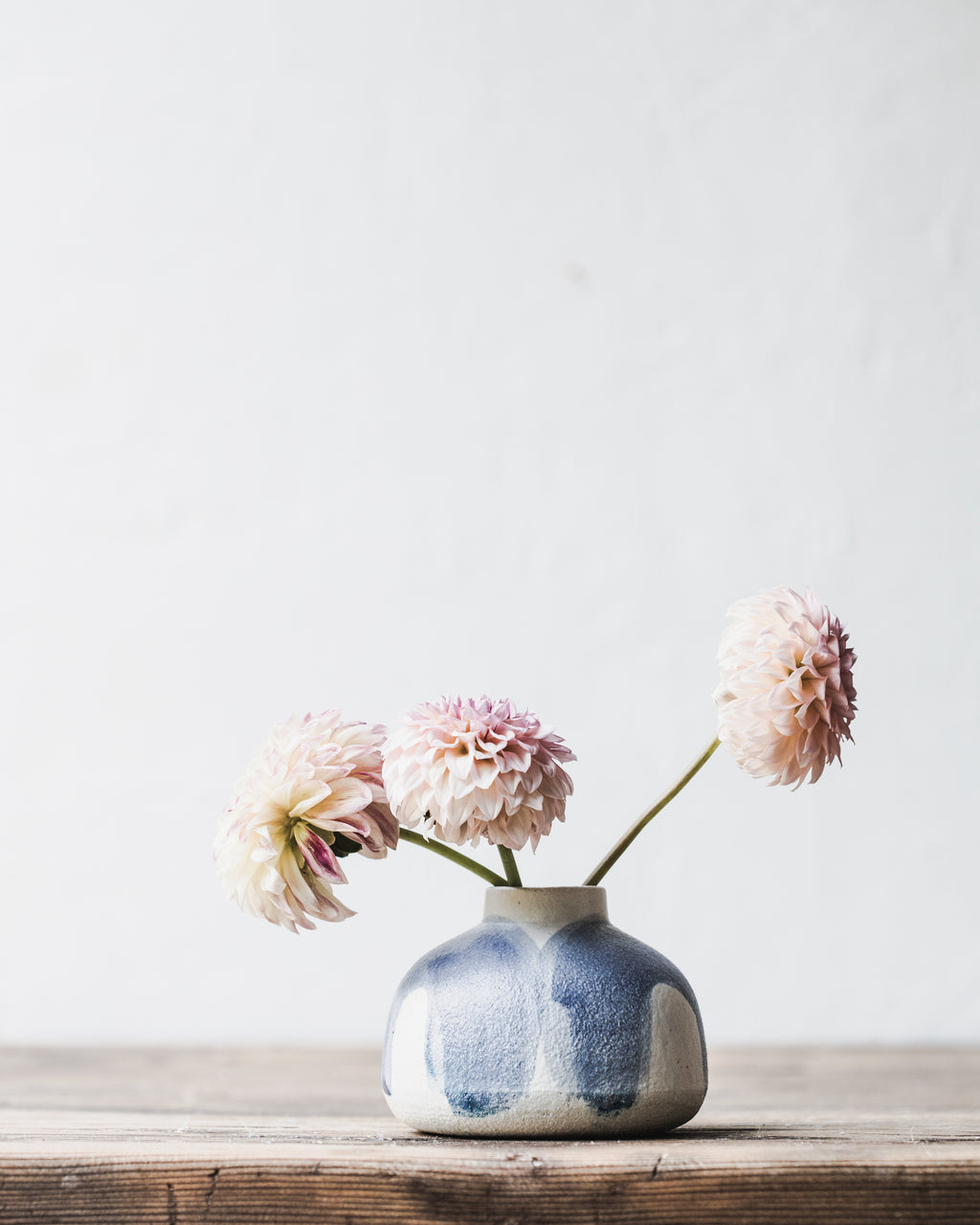Clay Beehive | Blue Arches Vase  | 9.5 cm w x 7.5 cm h